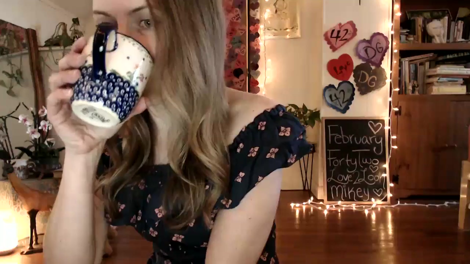 Gallery image thumbnail from WildflowerEm's myfreecams stream on, 02/23/2025, 21:19 image 2 of 20