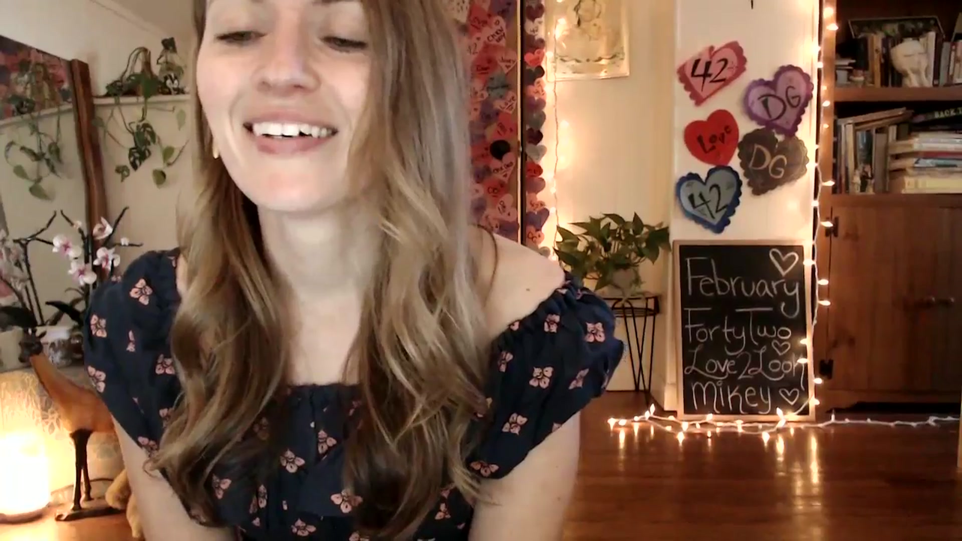 Gallery image thumbnail from WildflowerEm's myfreecams stream on, 02/23/2025, 21:19 image 3 of 20