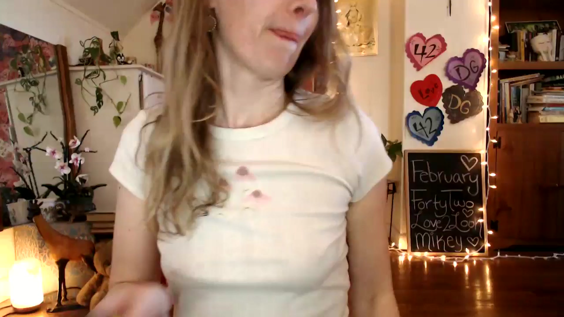 Gallery image thumbnail from WildflowerEm's myfreecams stream on, 02/28/2025, 20:14 image 1 of 20