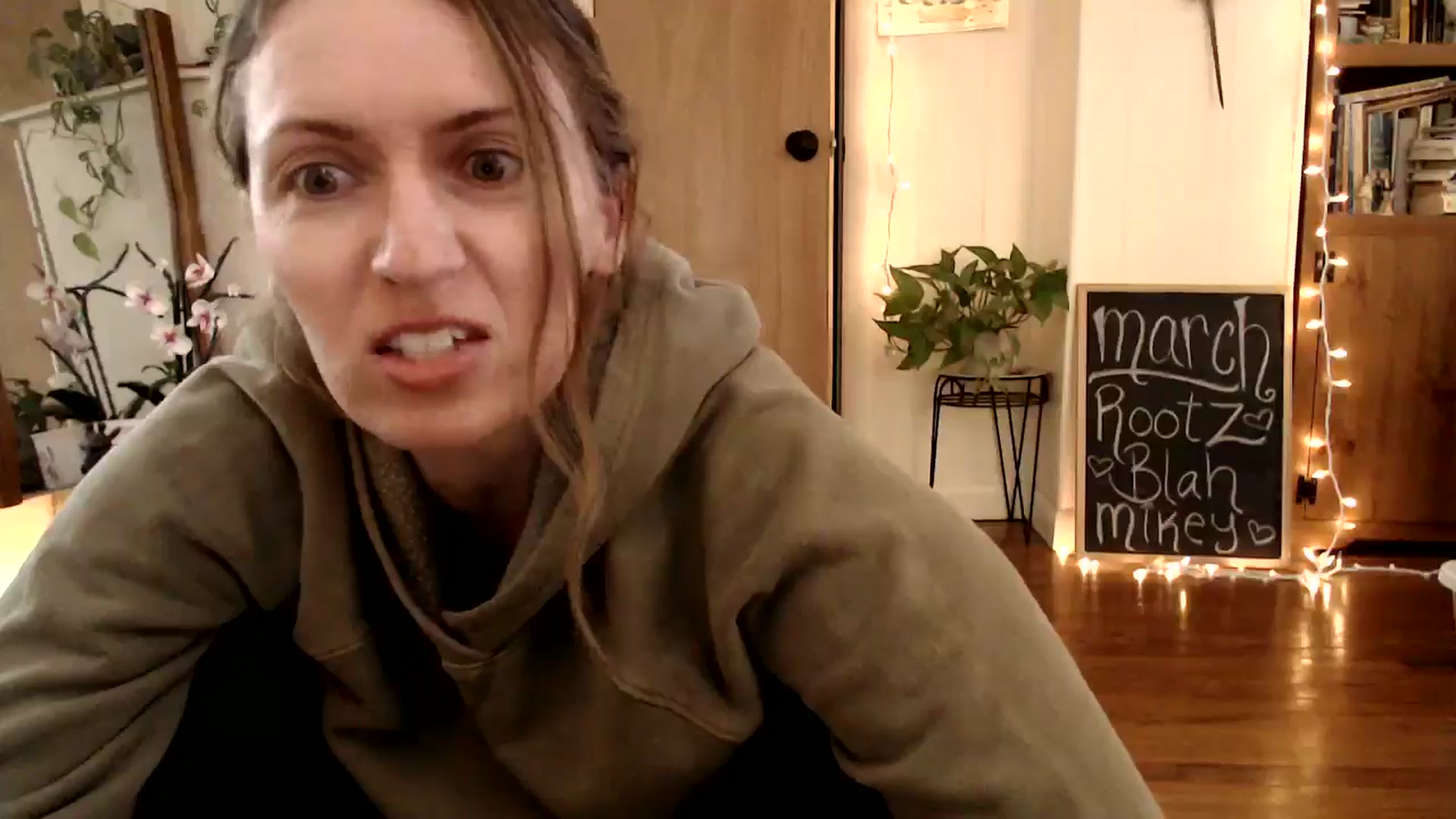 Gallery image thumbnail from WildflowerEm's myfreecams stream on, 03/07/2025, 20:20 image 9 of 20