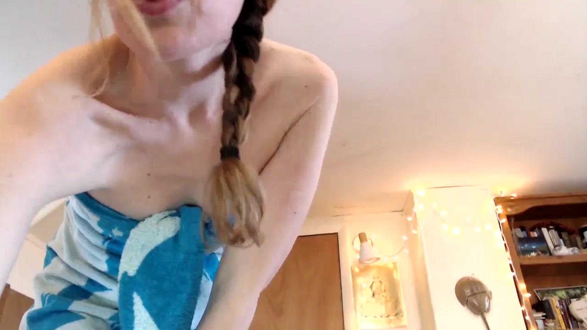 Gallery image thumbnail from WildflowerEm's myfreecams stream on, 03/11/2025, 19:03 image 3 of 20