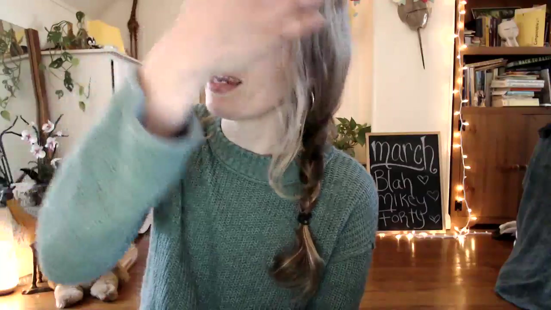 Gallery image thumbnail from WildflowerEm's myfreecams stream on, 03/23/2025, 20:36 image 2 of 20