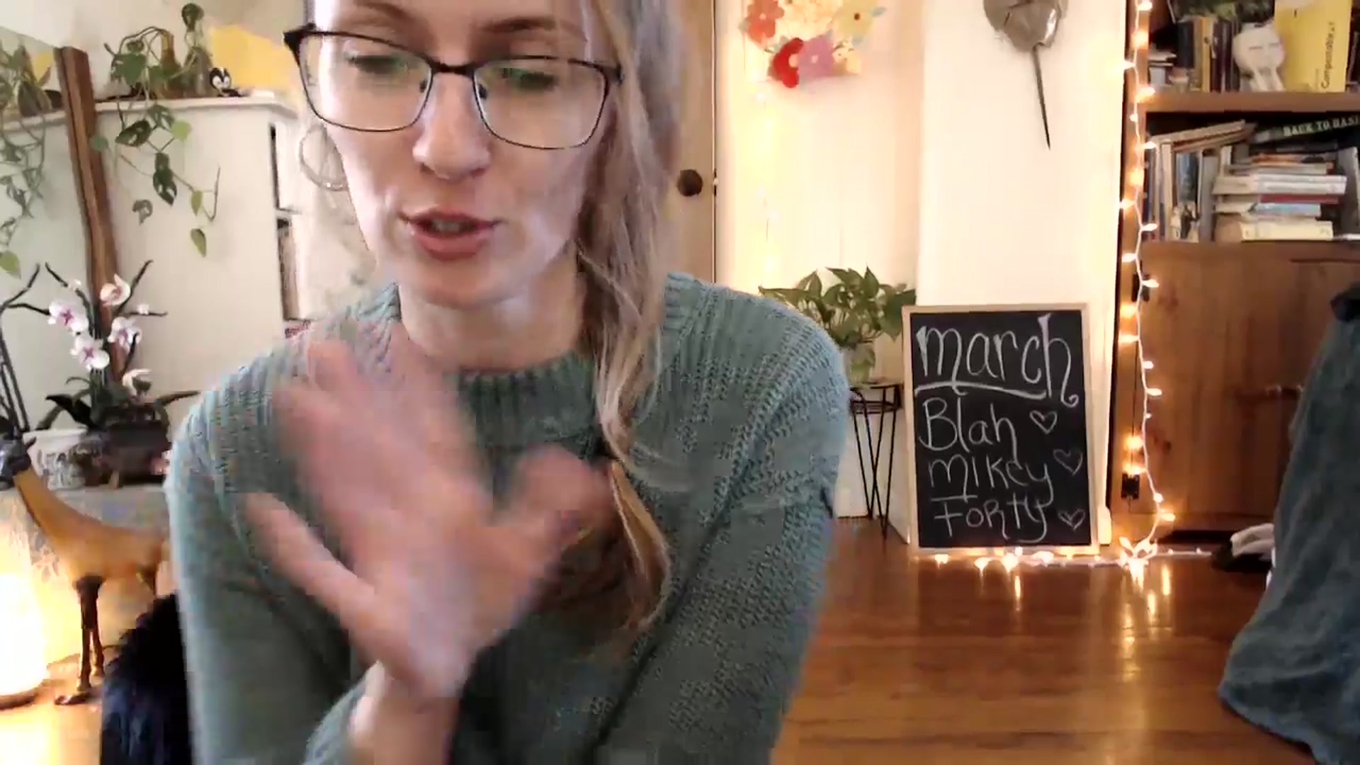 Gallery image thumbnail from WildflowerEm's myfreecams stream on, 03/23/2025, 20:36 image 3 of 20