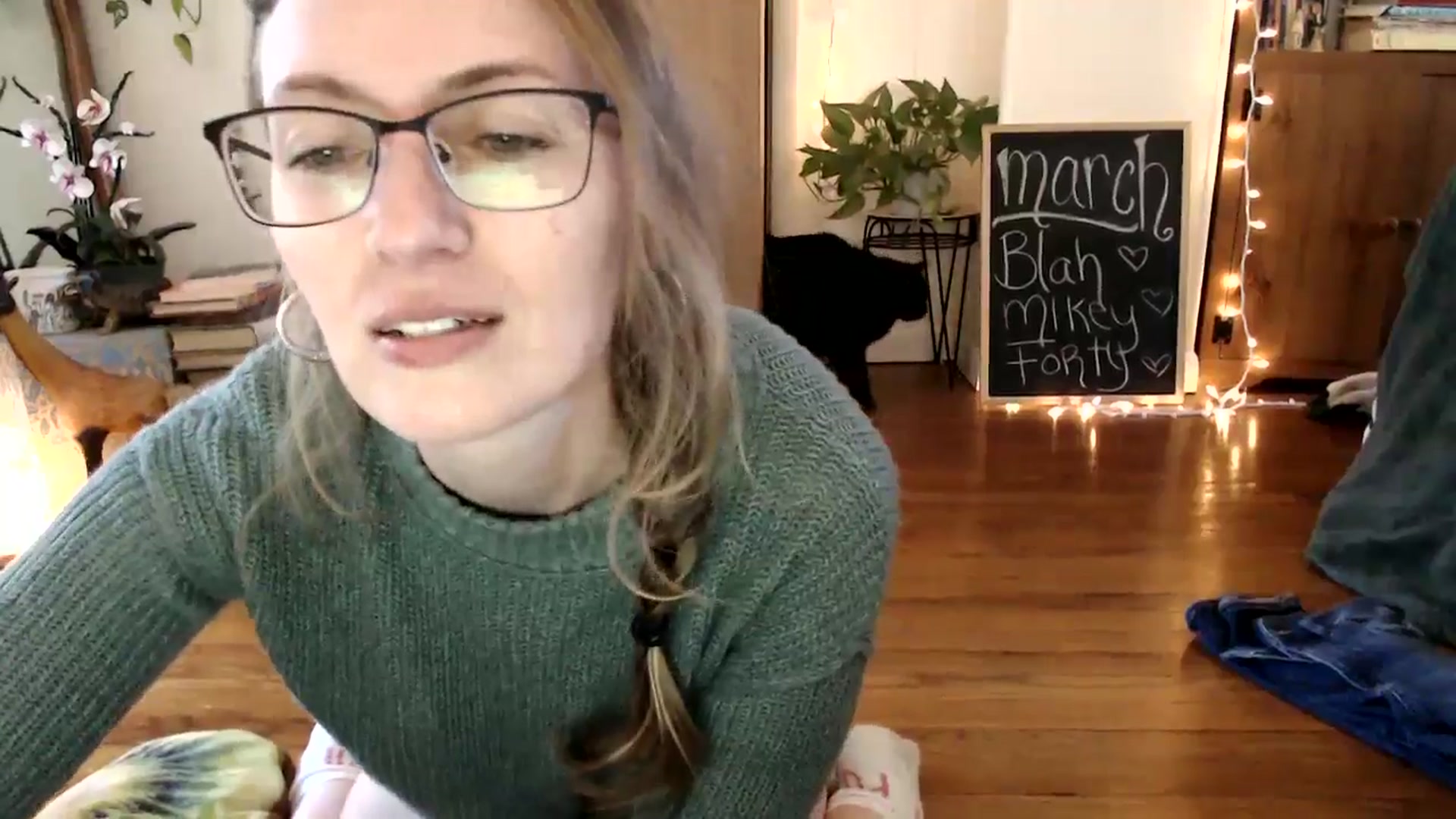 Gallery image thumbnail from WildflowerEm's myfreecams stream on, 03/23/2025, 20:36 image 7 of 20