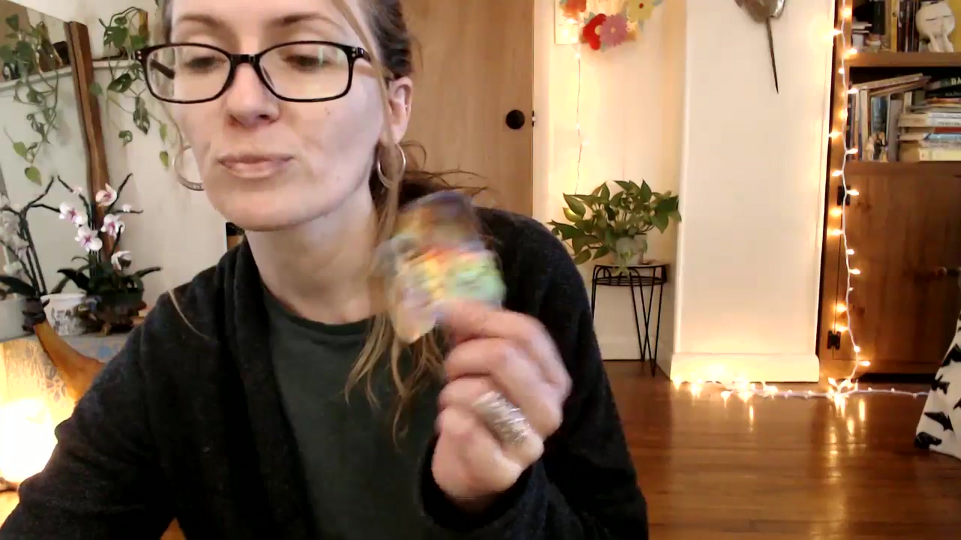 Gallery image thumbnail from WildflowerEm's myfreecams stream on, 03/25/2025, 19:11 image 5 of 20