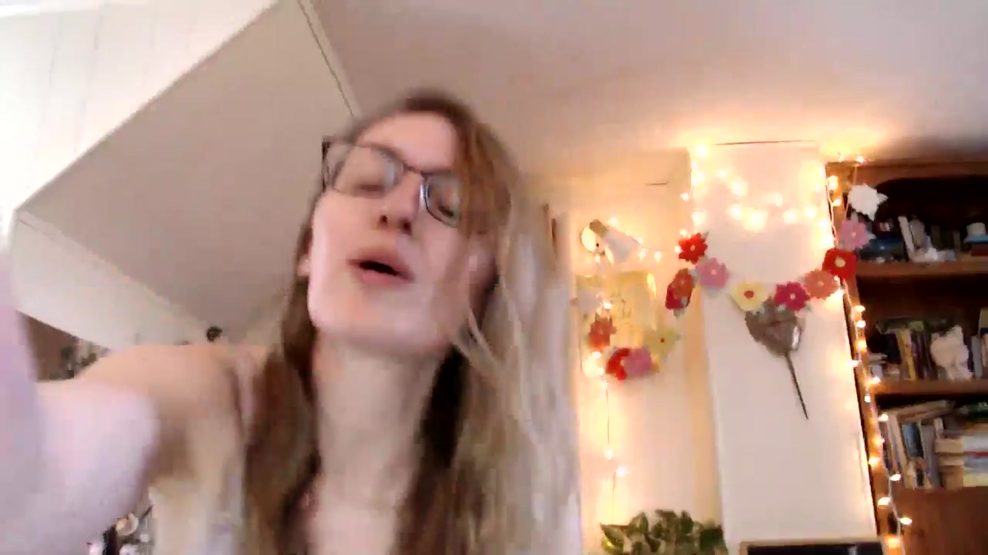 Gallery image thumbnail from WildflowerEm's myfreecams stream on, 03/27/2025, 19:16 image 11 of 20