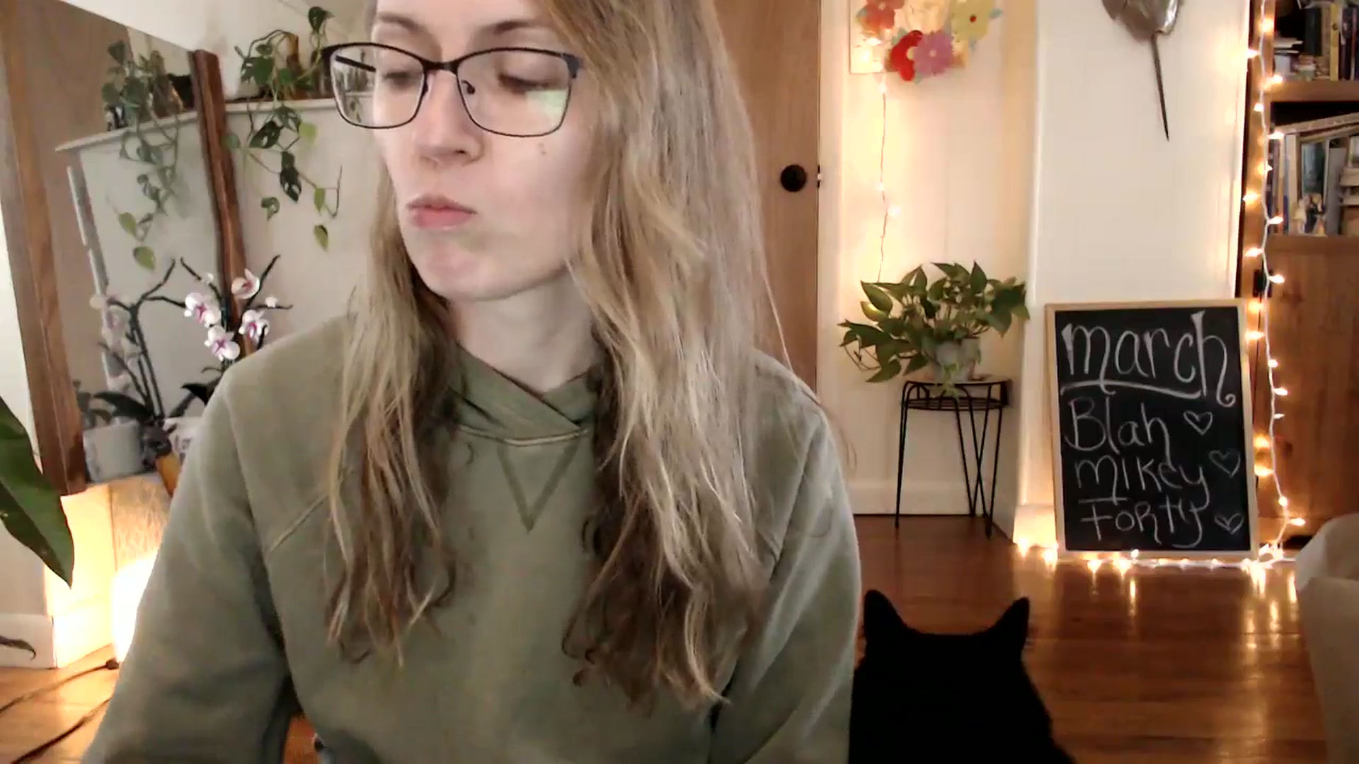 Gallery image thumbnail from WildflowerEm's myfreecams stream on, 03/27/2025, 19:16 image 2 of 20