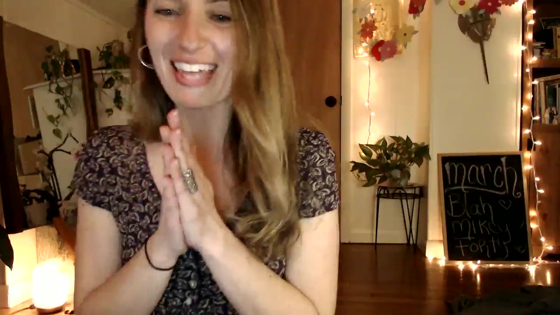 Gallery image thumbnail from WildflowerEm's myfreecams stream on, 03/29/2025, 23:41 image 10 of 20