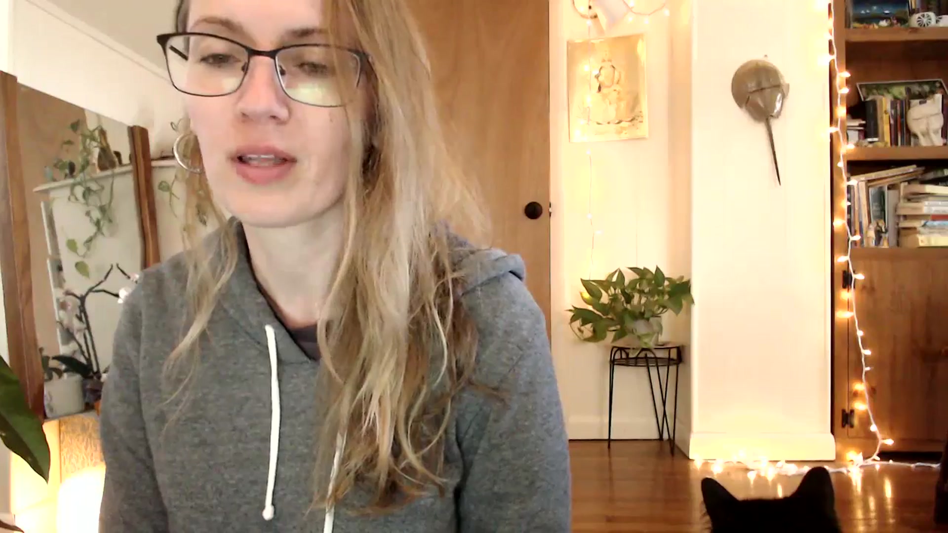 Gallery image thumbnail from WildflowerEm's myfreecams stream on, 04/02/2025, 19:20 image 4 of 20