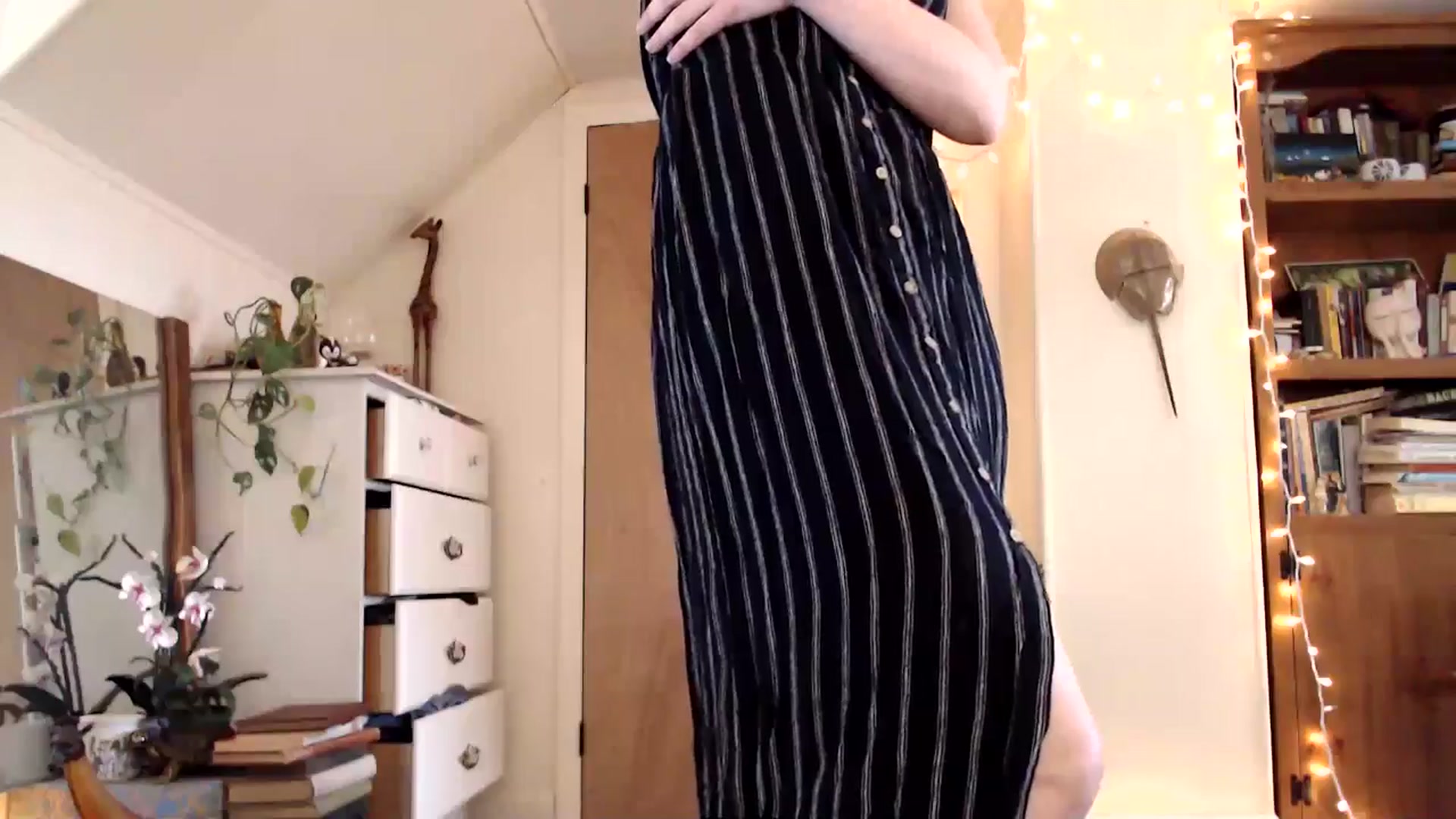 Gallery image thumbnail from WildflowerEm's myfreecams stream on, 04/02/2025, 19:20 image 14 of 20