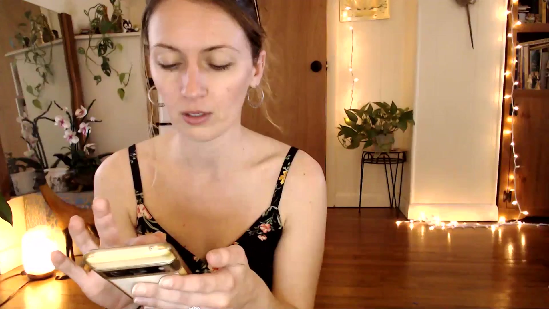 Gallery image thumbnail from WildflowerEm's myfreecams stream on, 04/06/2025, 22:33 image 10 of 20