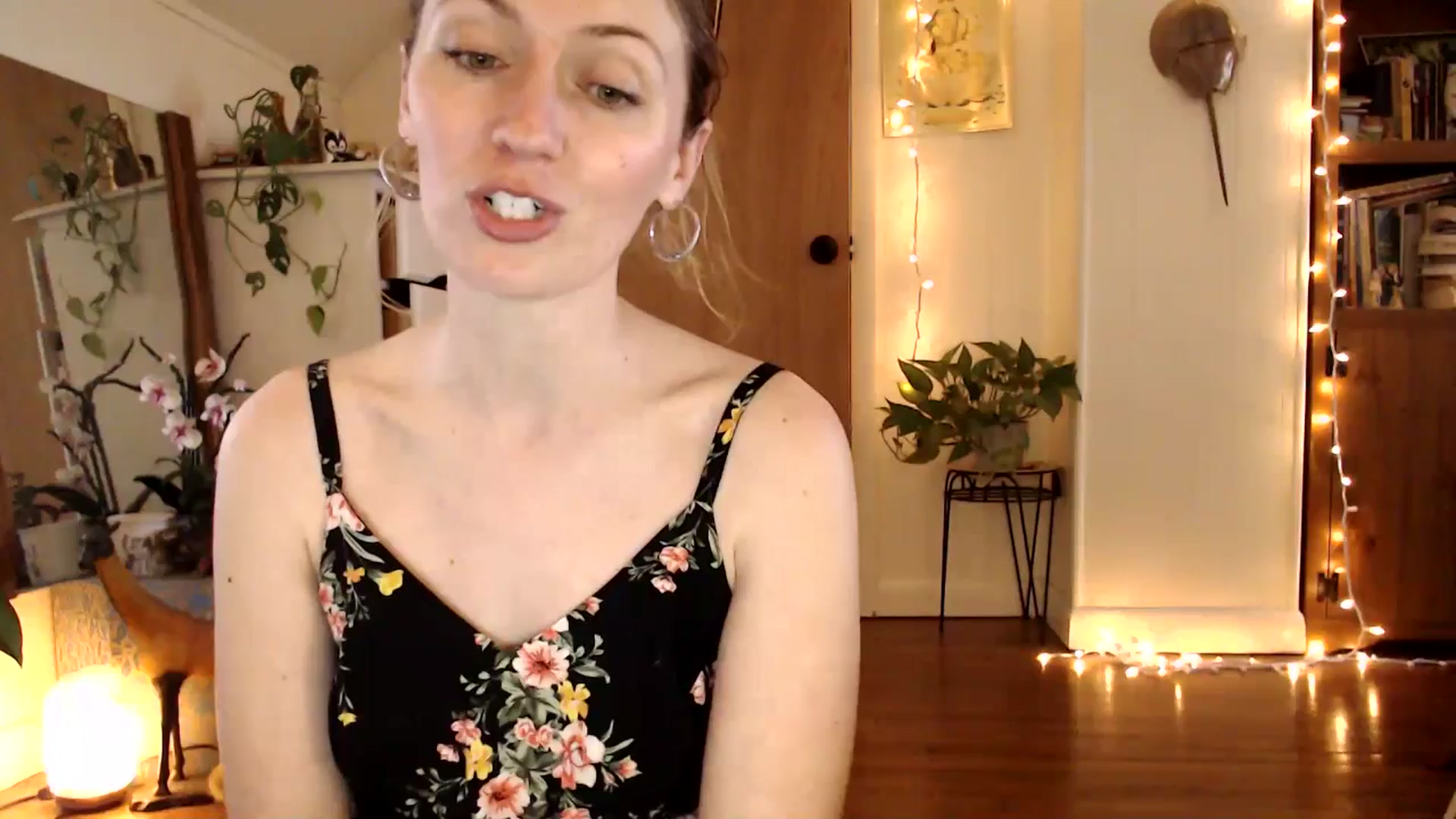 Gallery image thumbnail from WildflowerEm's myfreecams stream on, 04/06/2025, 22:33 image 9 of 20
