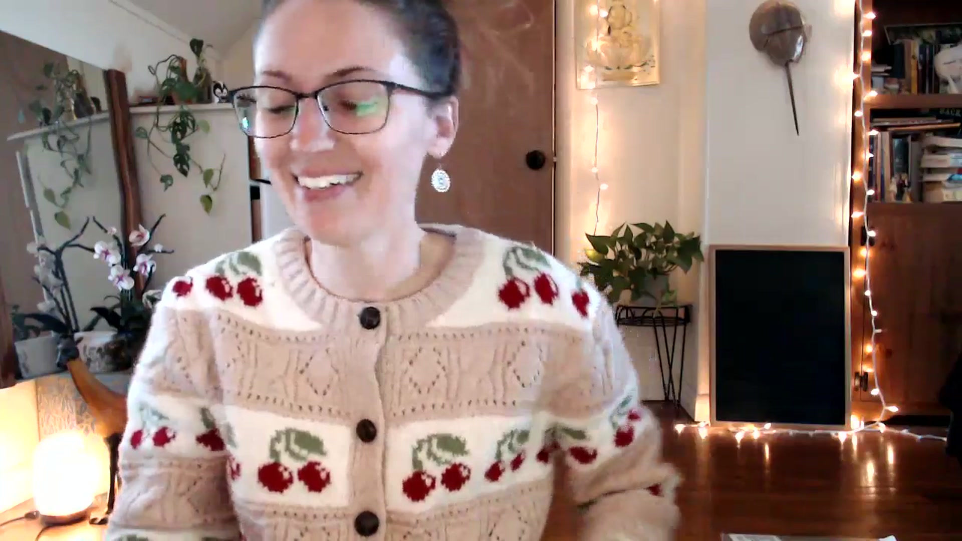 Gallery image thumbnail from WildflowerEm's myfreecams stream on, 04/15/2025, 20:13 image 4 of 20