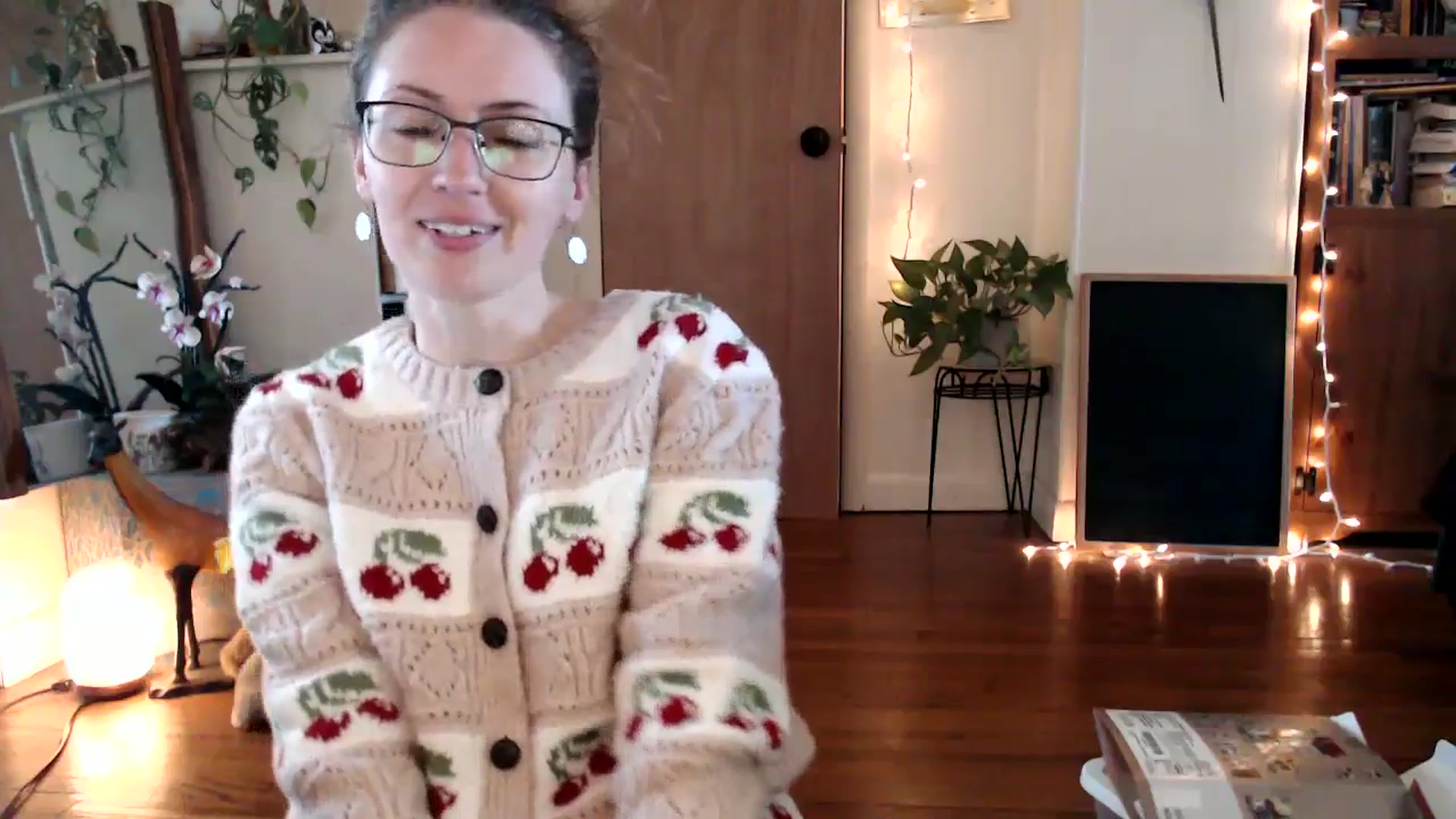 Gallery image thumbnail from WildflowerEm's myfreecams stream on, 04/15/2025, 20:13 image 7 of 20