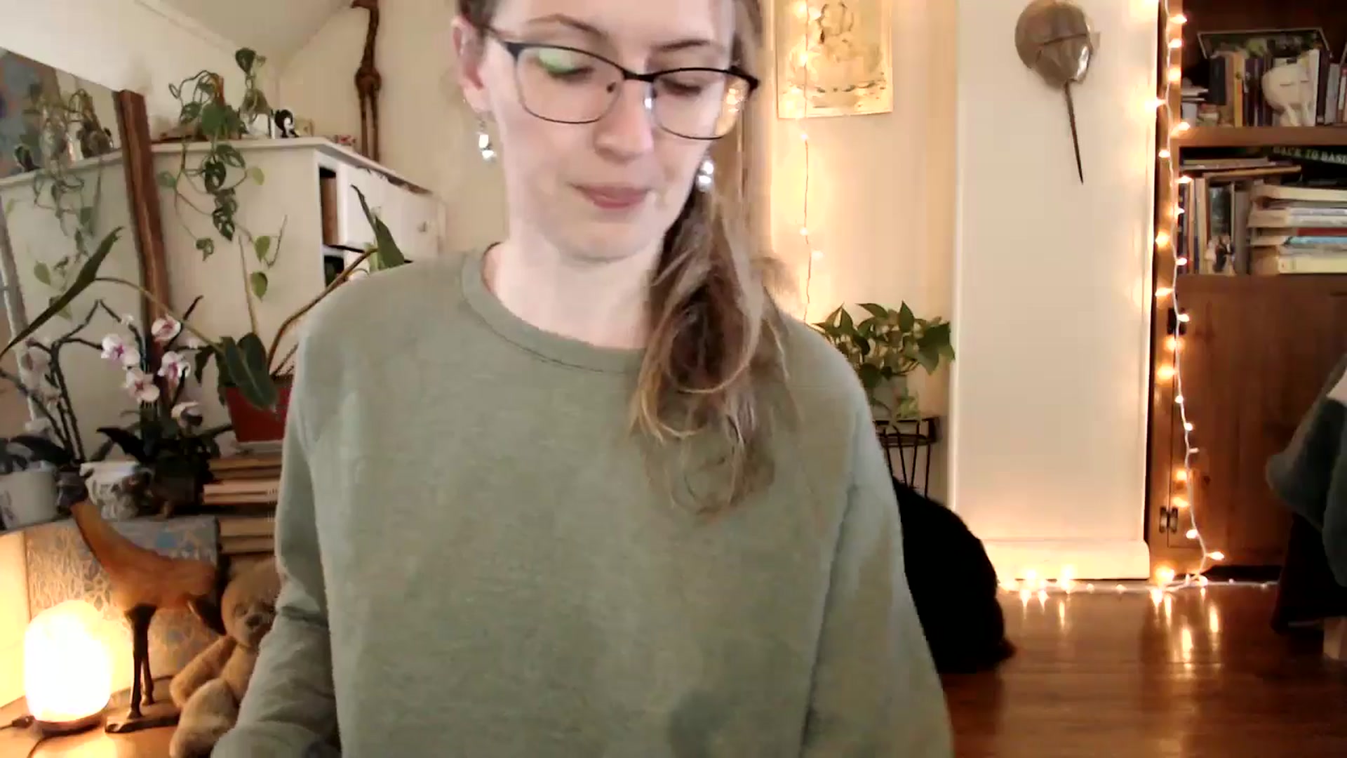 Gallery image thumbnail from WildflowerEm's myfreecams stream on, 04/22/2025, 19:19 image 10 of 20