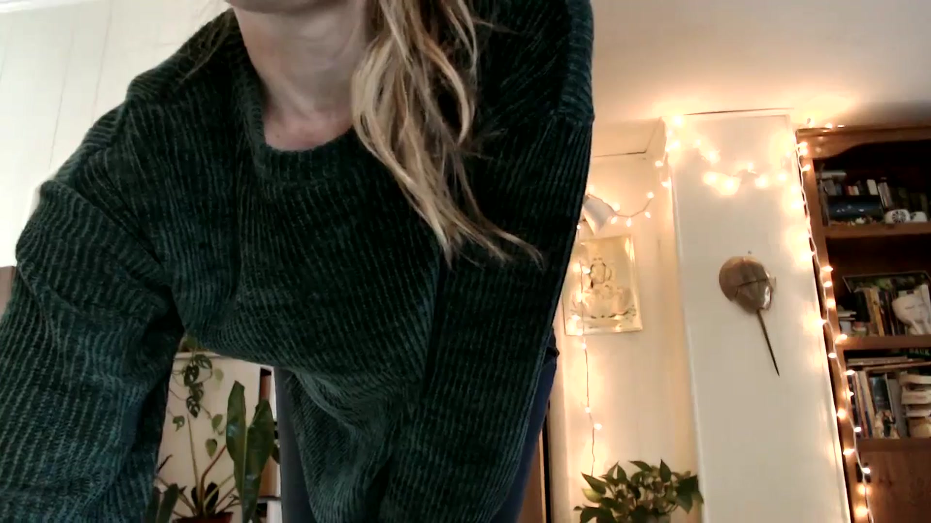 Gallery image thumbnail from WildflowerEm's myfreecams stream on, 04/24/2025, 19:19 image 6 of 20