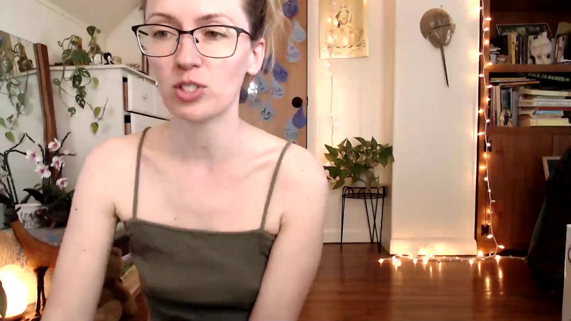 Gallery image thumbnail from WildflowerEm's myfreecams stream on, 04/29/2025, 17:56 image 12 of 20