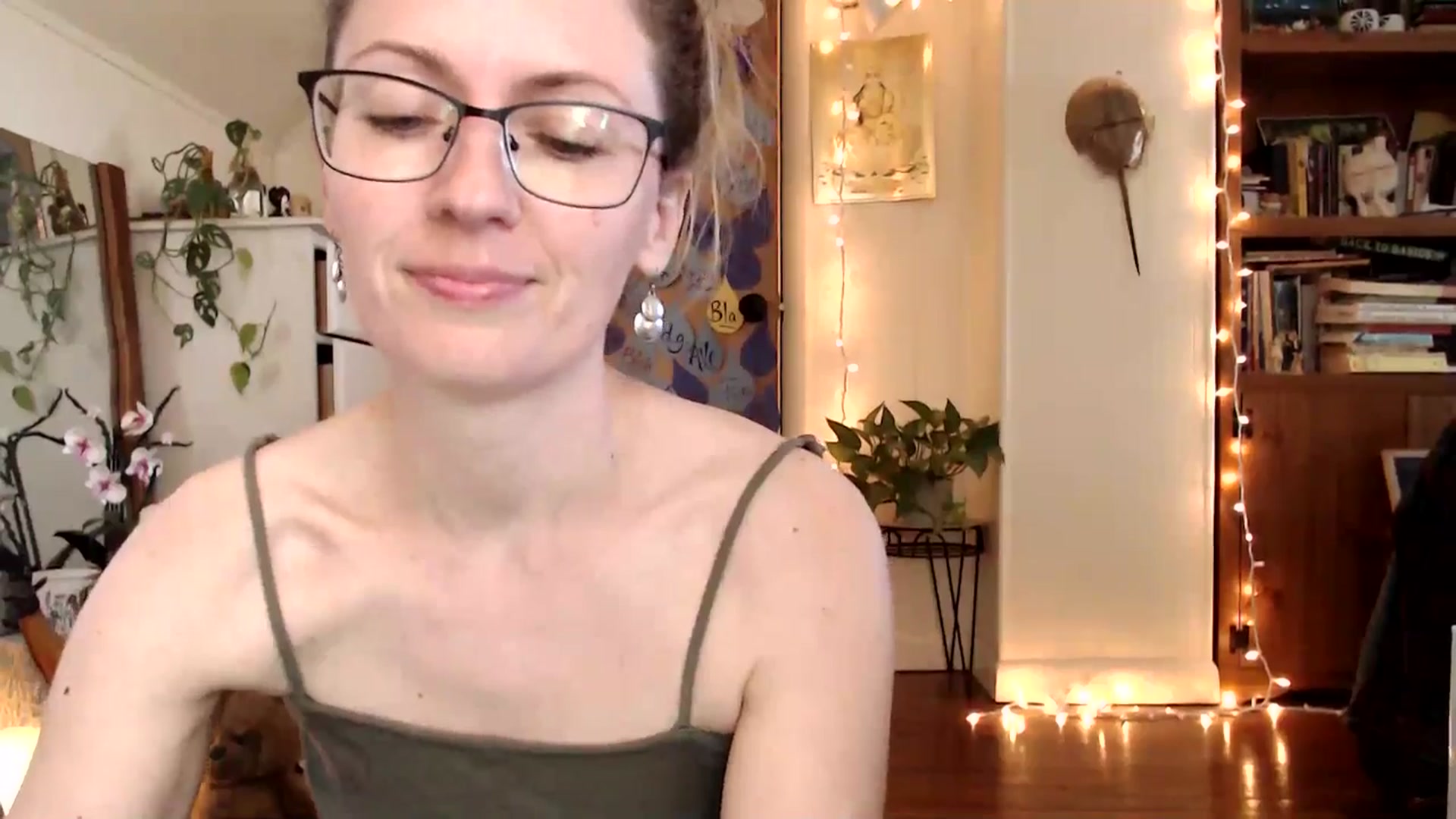 Gallery image thumbnail from WildflowerEm's myfreecams stream on, 04/29/2025, 17:56 image 20 of 20