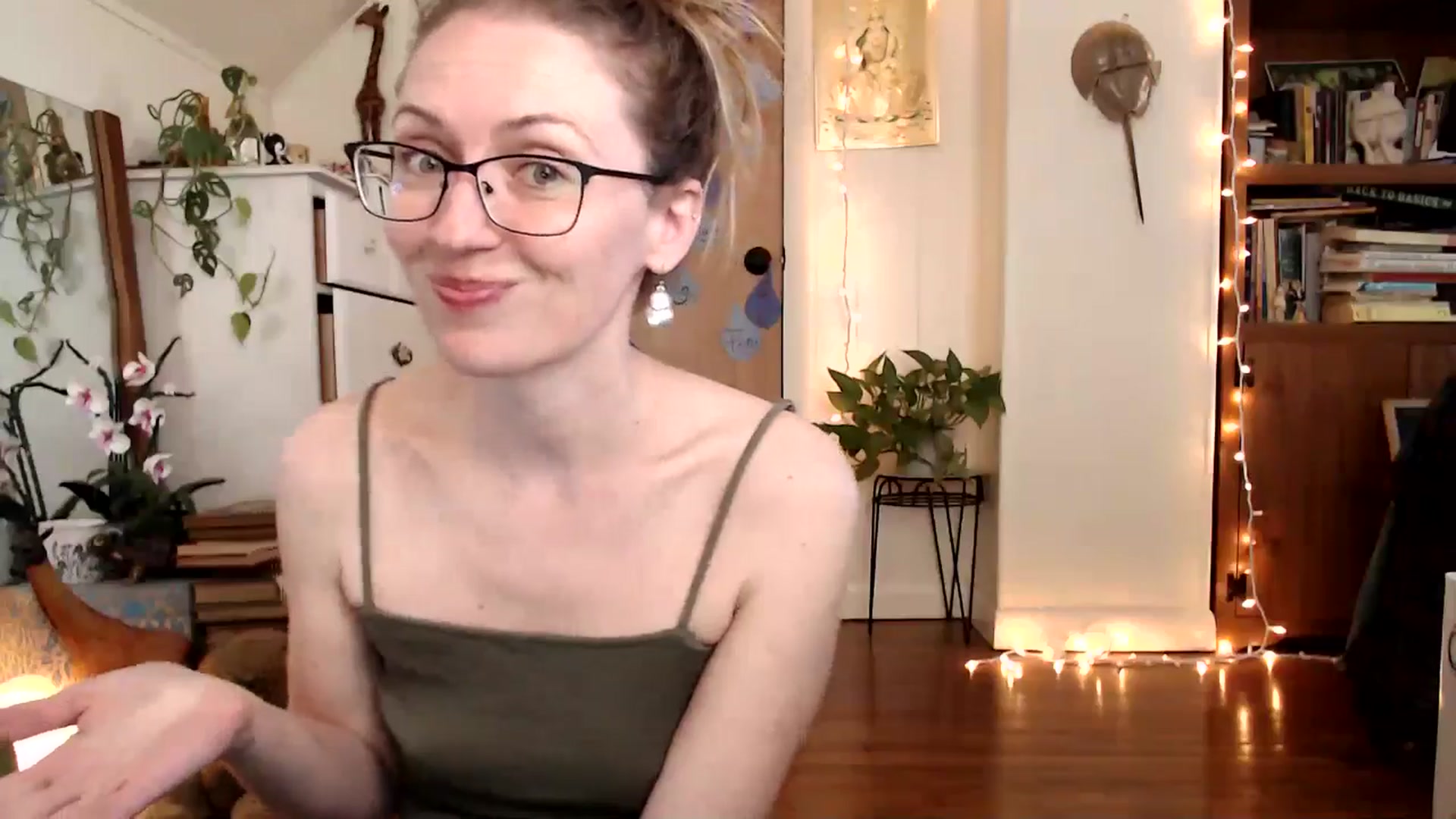 Gallery image thumbnail from WildflowerEm's myfreecams stream on, 04/29/2025, 17:56 image 10 of 20