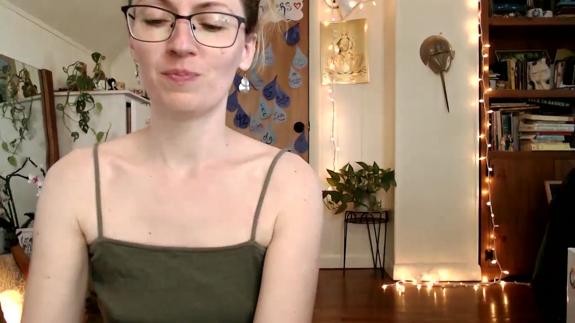Gallery image thumbnail from WildflowerEm's myfreecams stream on, 04/29/2025, 17:56 image 2 of 20