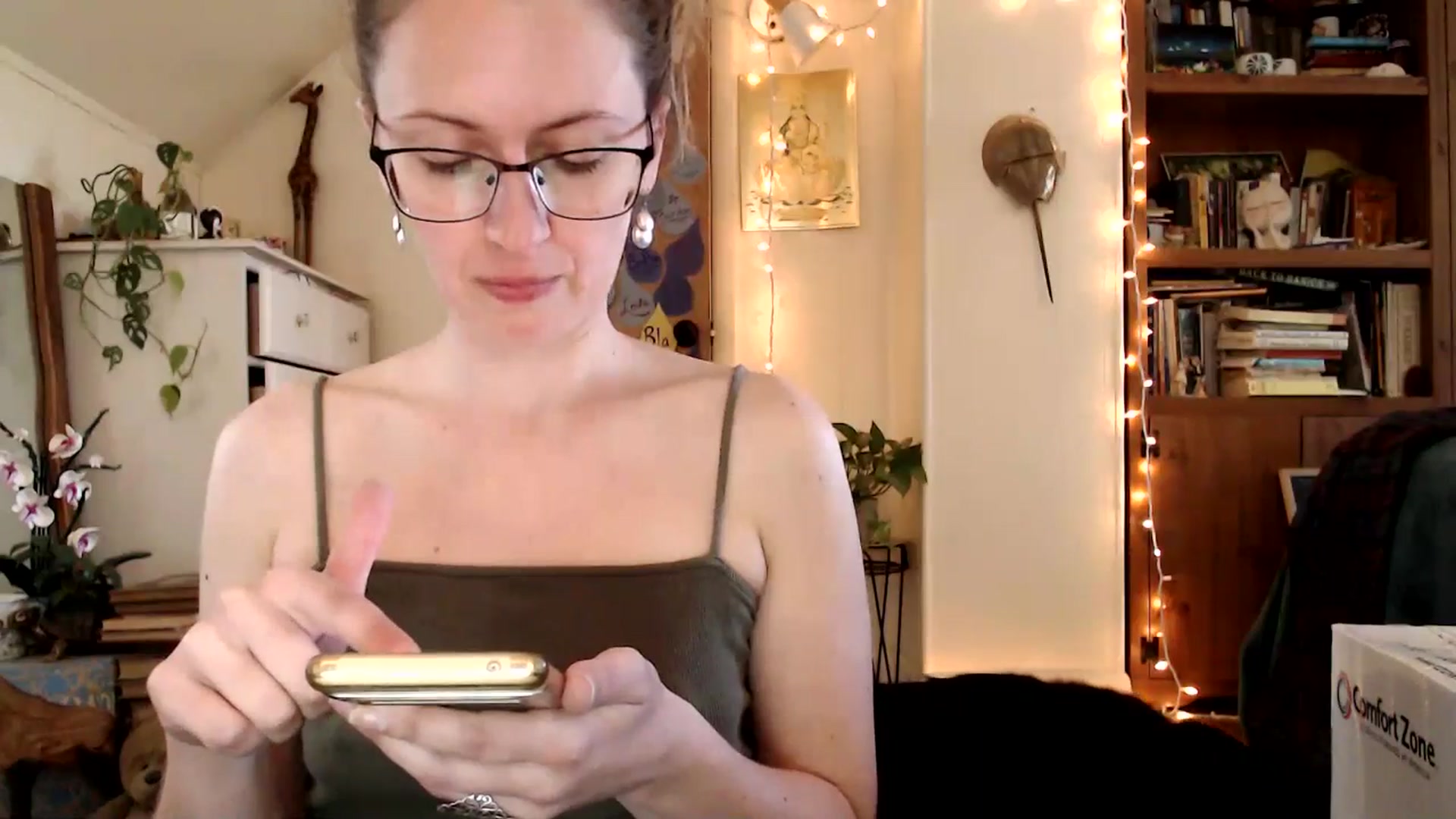 Gallery image thumbnail from WildflowerEm's myfreecams stream on, 04/29/2025, 19:04 image 4 of 20