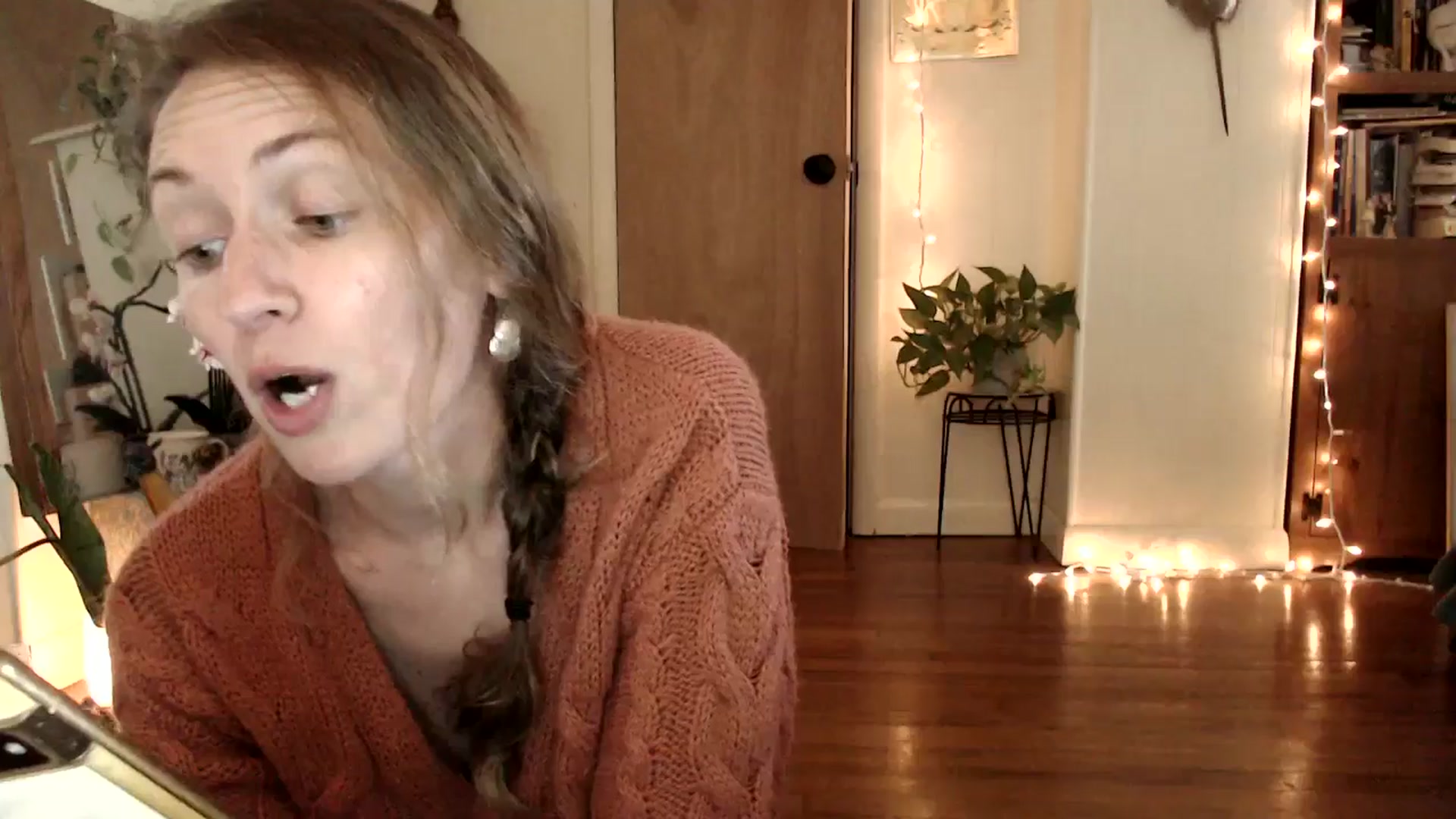 Gallery image thumbnail from WildflowerEm's myfreecams stream on, 05/06/2025, 19:05 image 4 of 20