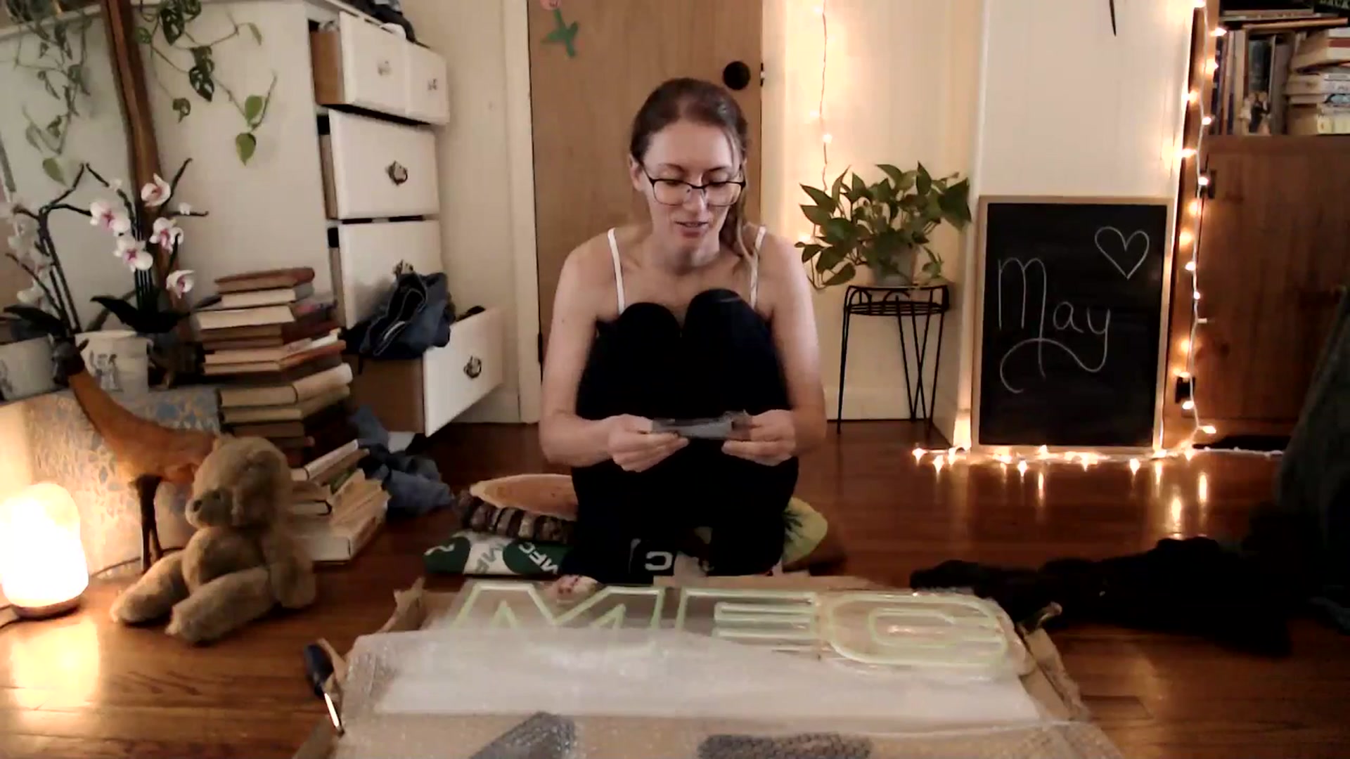 Gallery image thumbnail from WildflowerEm's myfreecams stream on, 05/29/2025, 19:20 image 11 of 20