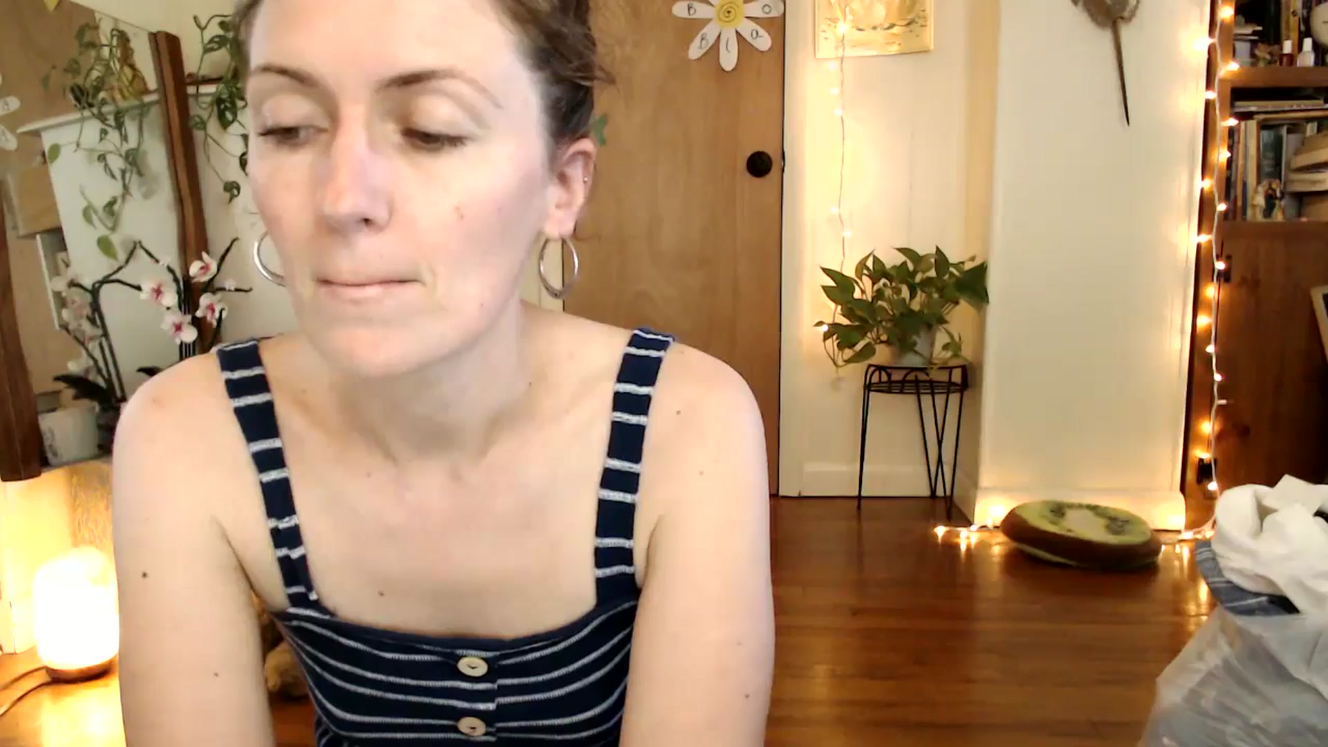 Gallery image thumbnail from WildflowerEm's myfreecams stream on, 06/03/2025, 19:19 image 2 of 20
