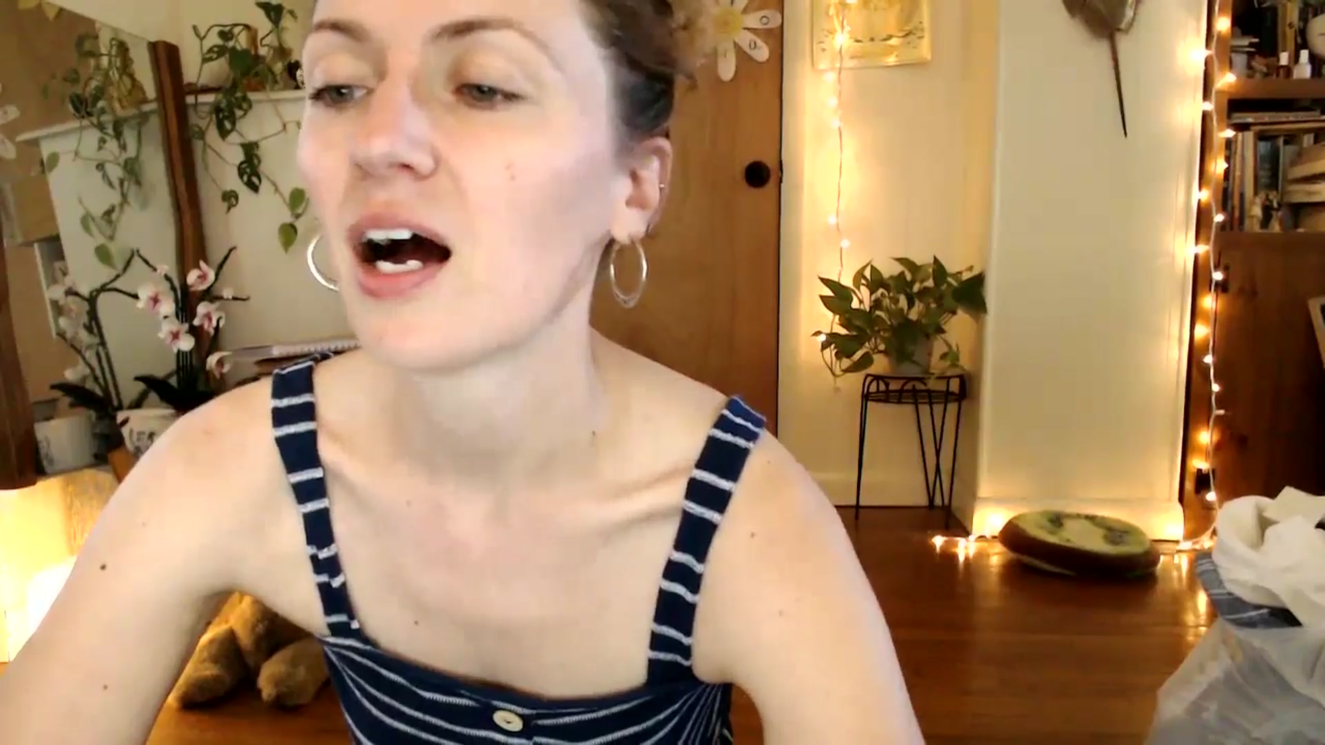 Gallery image thumbnail from WildflowerEm's myfreecams stream on, 06/03/2025, 19:19 image 3 of 20