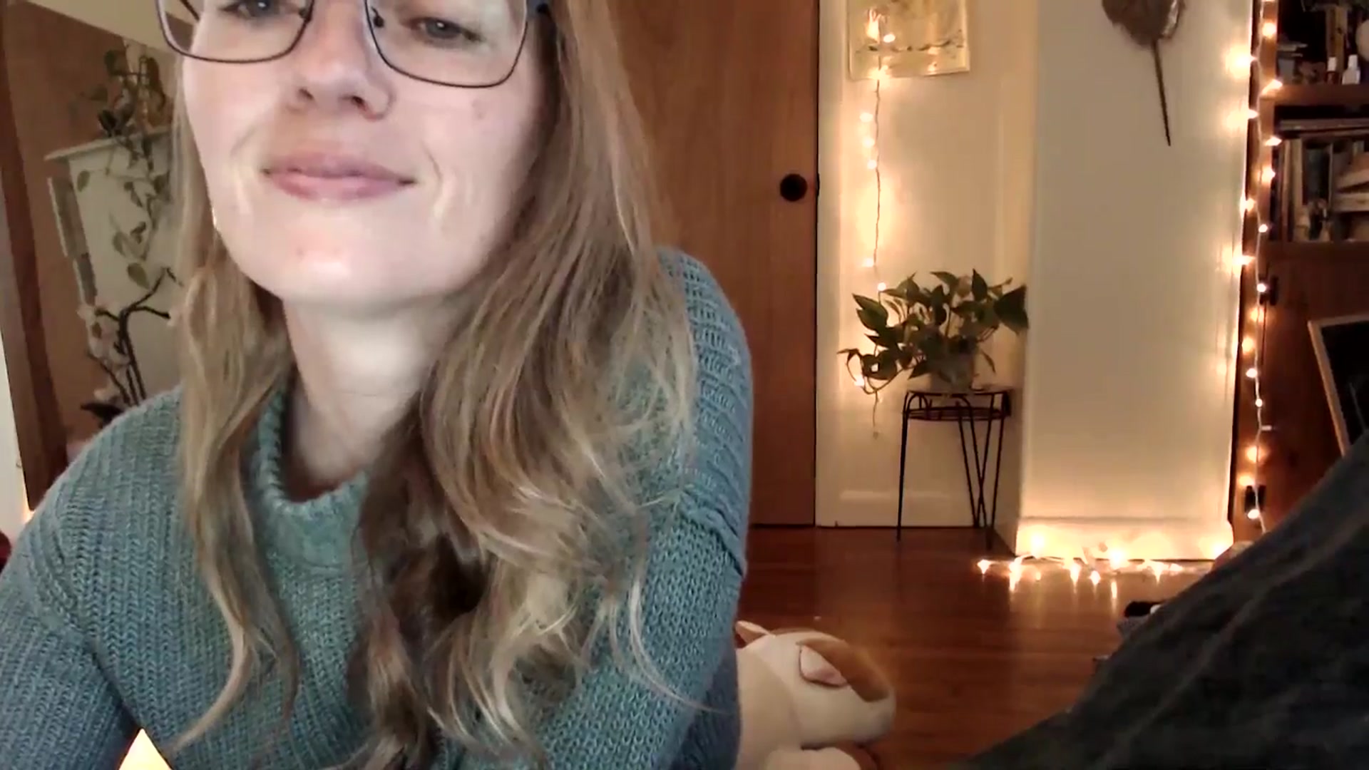 Gallery image thumbnail from WildflowerEm's myfreecams stream on, 06/08/2025, 23:45 image 3 of 20