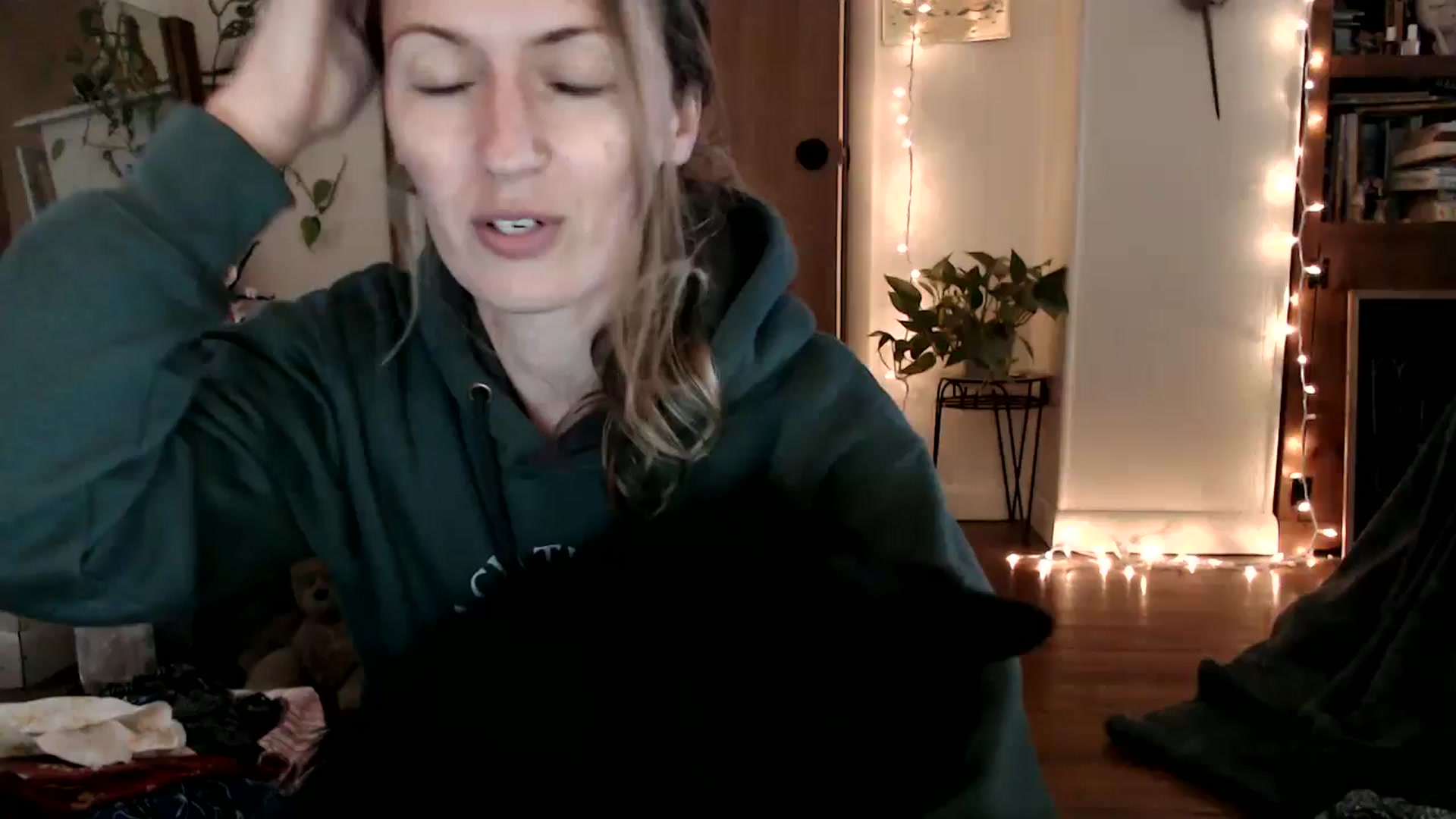 Gallery image thumbnail from WildflowerEm's myfreecams stream on, 06/10/2025, 19:25 image 1 of 20