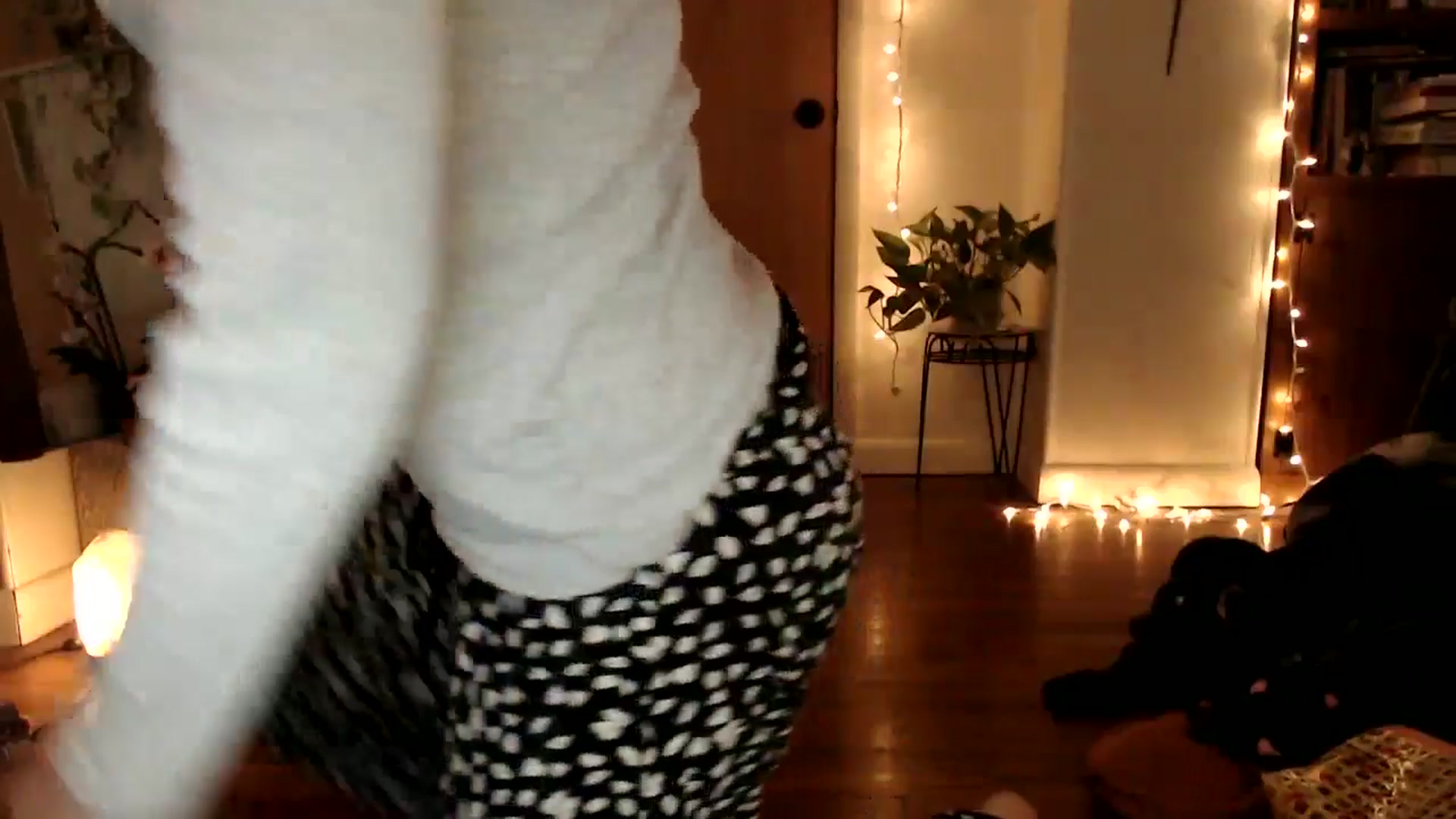 Gallery image thumbnail from WildflowerEm's myfreecams stream on, 06/15/2025, 23:56 image 13 of 20