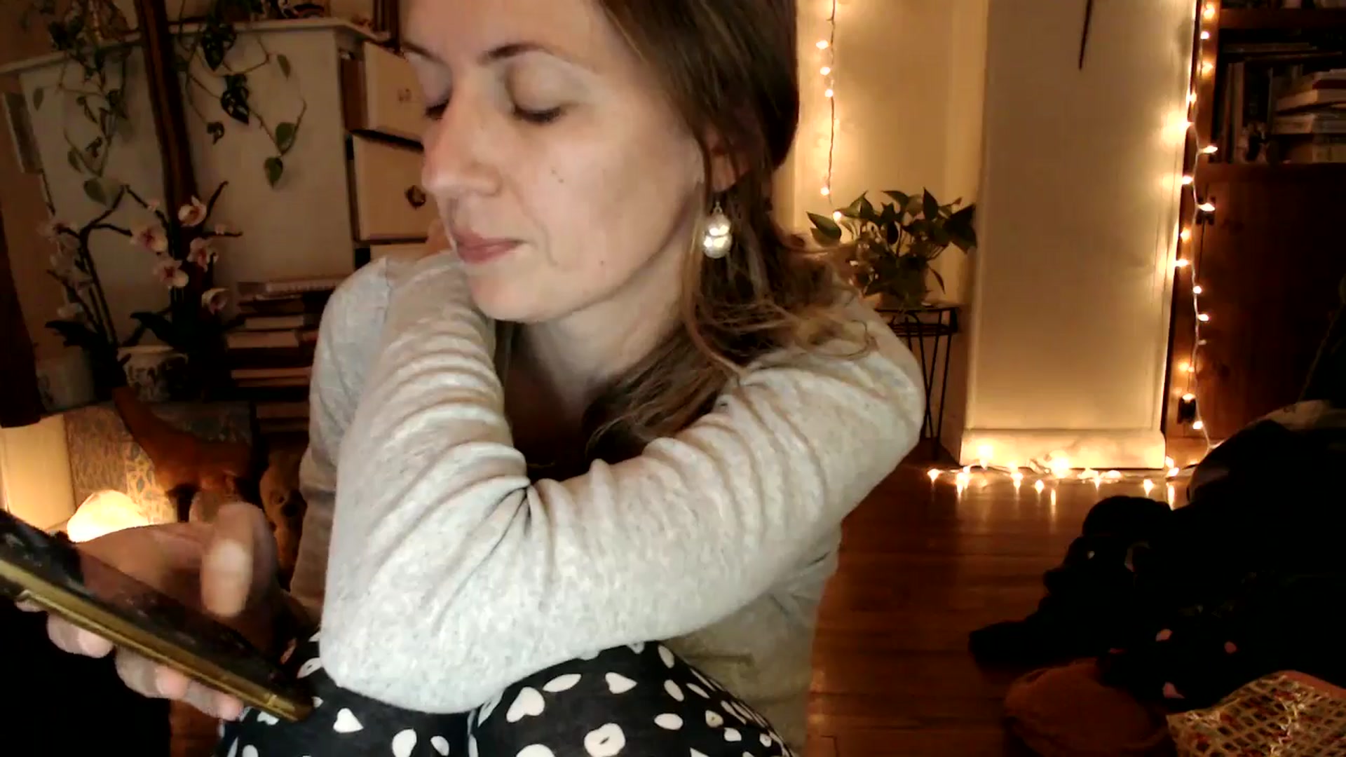 Gallery image thumbnail from WildflowerEm's myfreecams stream on, 06/15/2025, 23:56 image 12 of 20