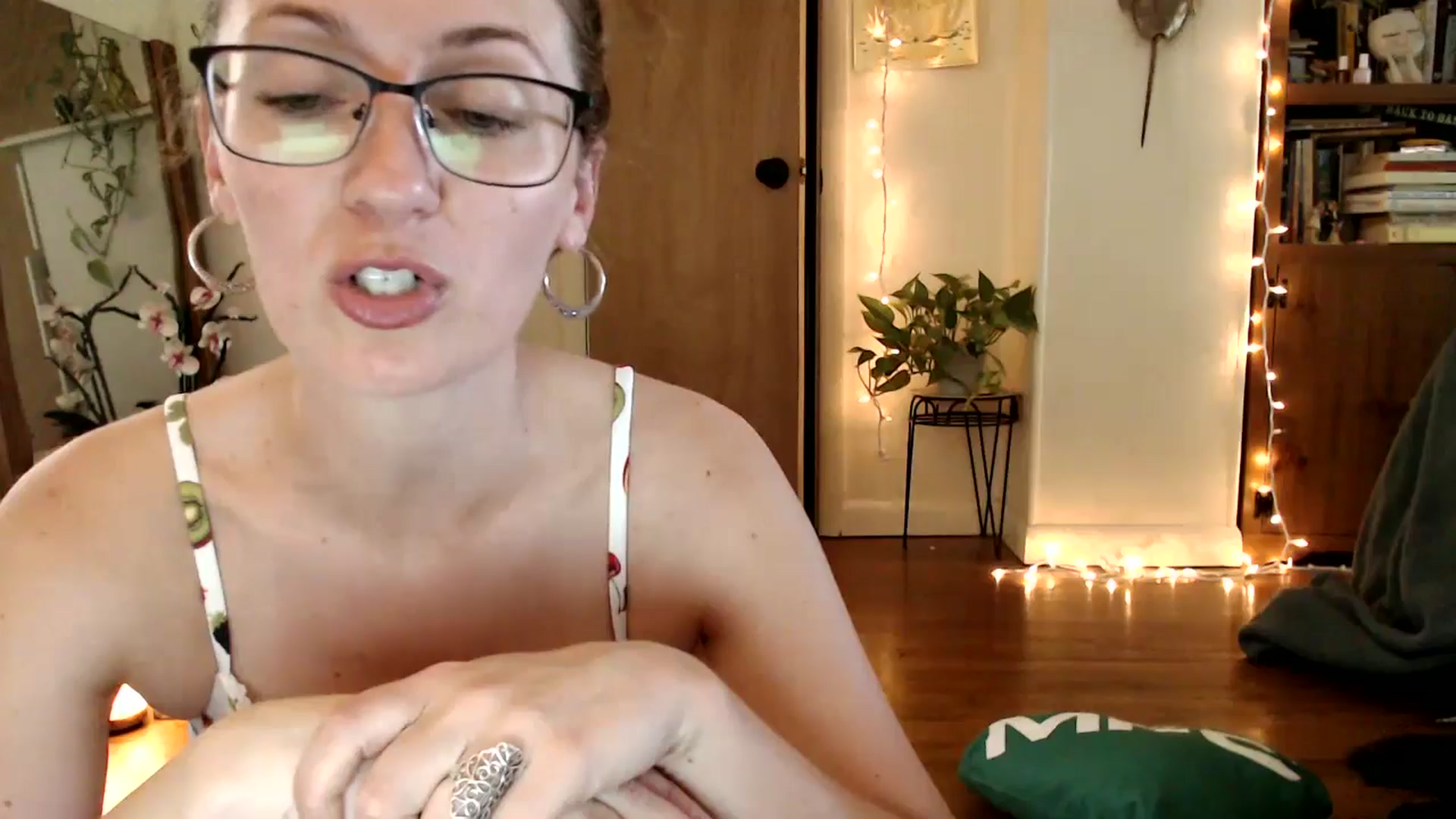 Gallery image thumbnail from WildflowerEm's myfreecams stream on, 06/21/2025, 22:24 image 15 of 20