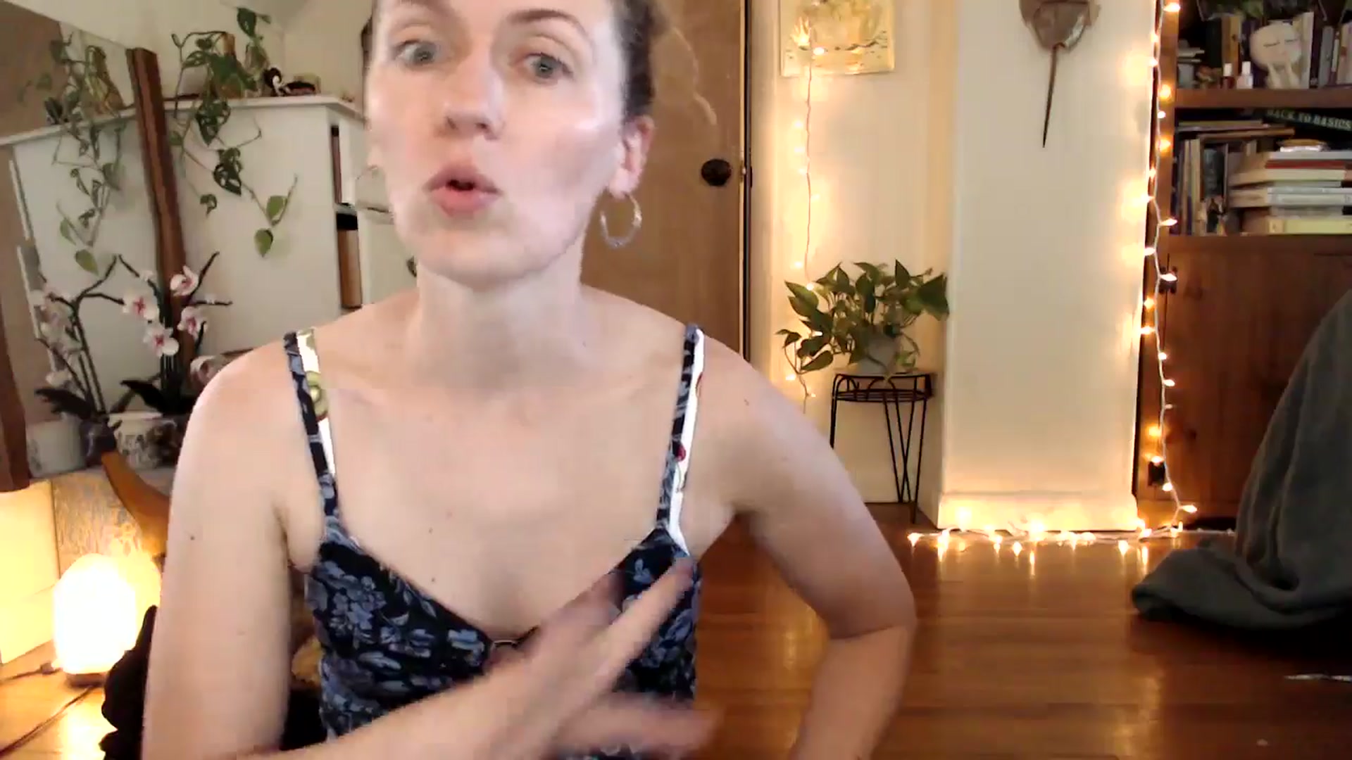 Gallery image thumbnail from WildflowerEm's myfreecams stream on, 06/21/2025, 22:24 image 3 of 20