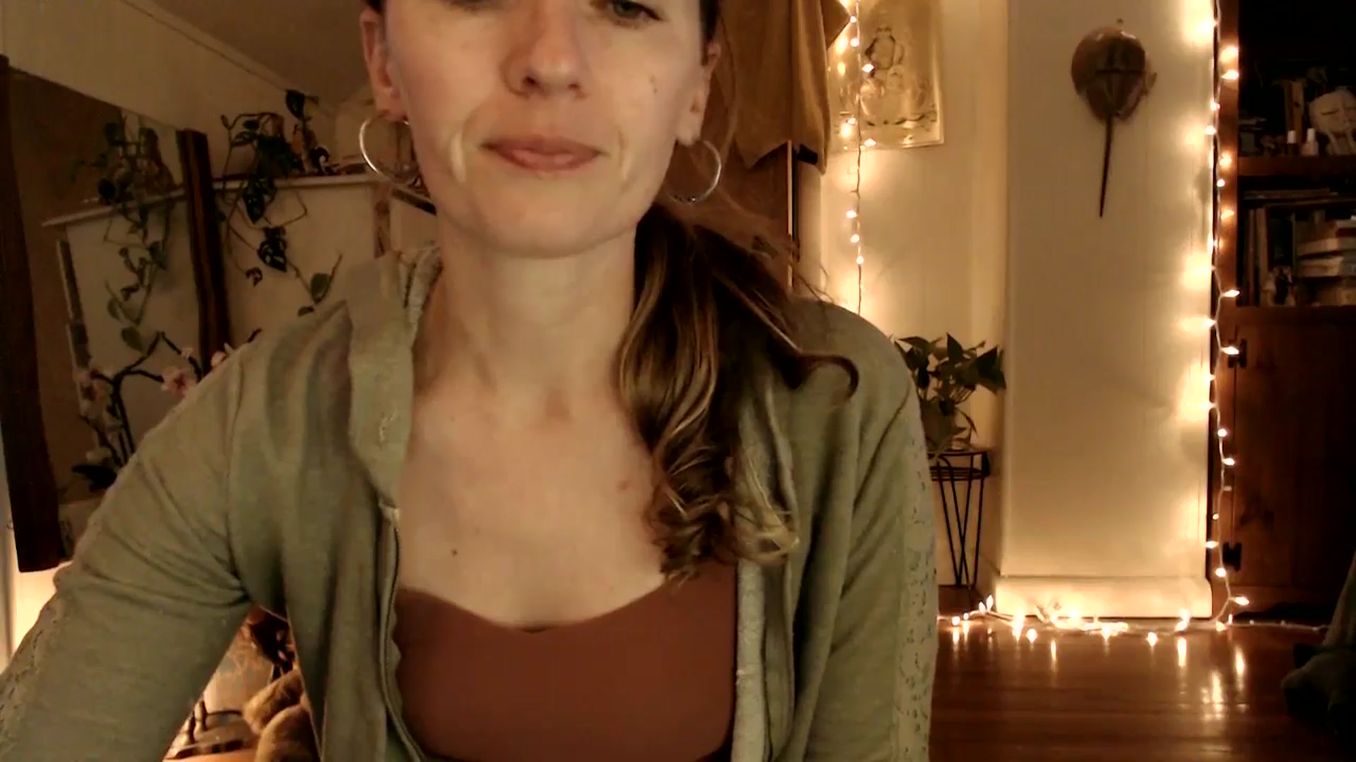 Gallery image thumbnail from WildflowerEm's myfreecams stream on, 06/27/2025, 24:06 image 3 of 20