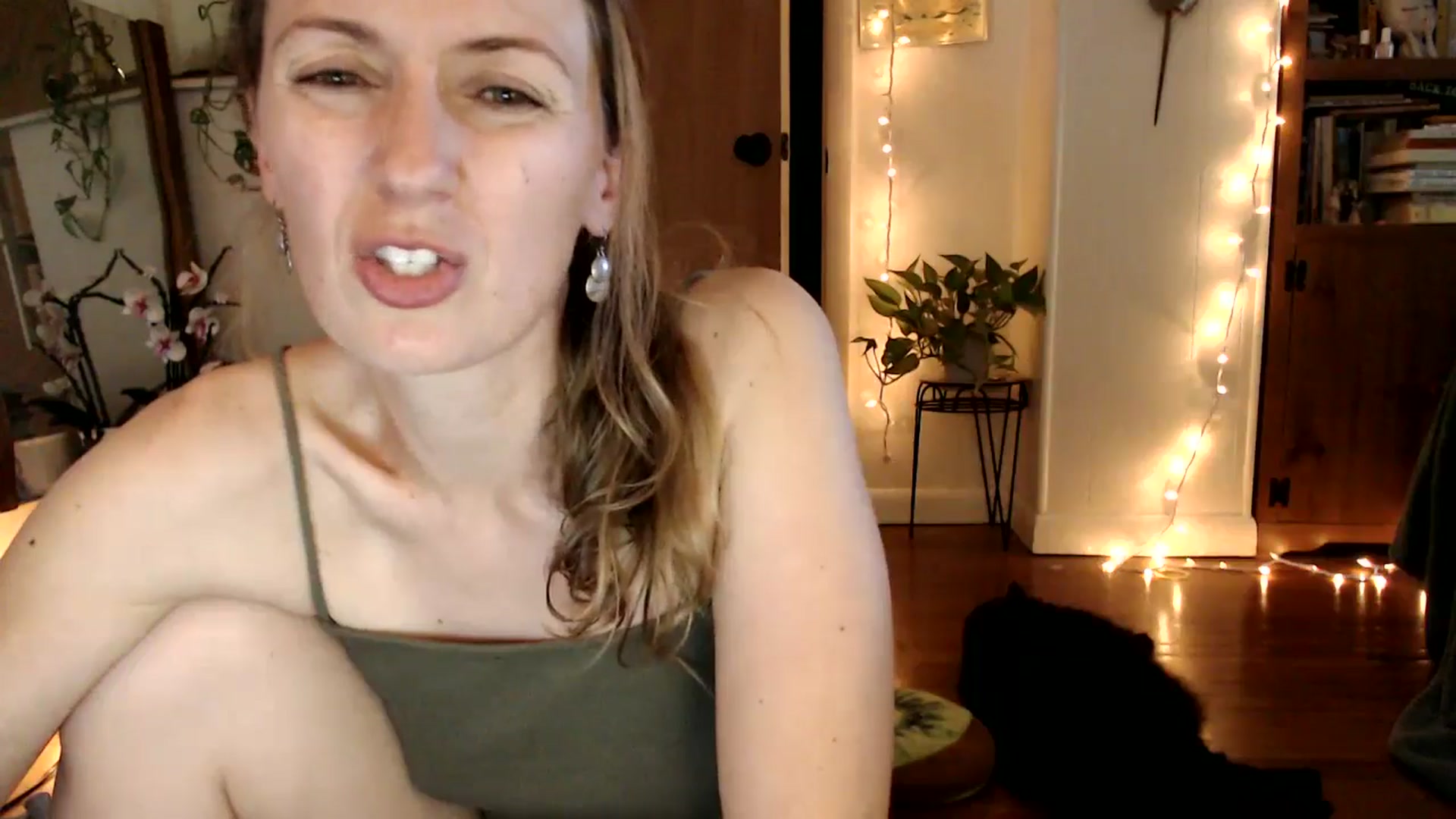 Gallery image thumbnail from WildflowerEm's myfreecams stream on, 07/12/2025, 23:13 image 6 of 20