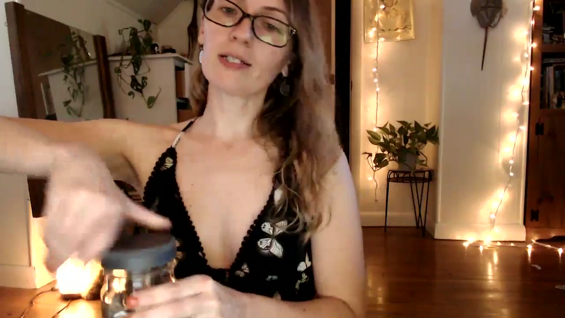 Gallery image thumbnail from WildflowerEm's myfreecams stream on, 07/13/2025, 23:17 image 4 of 20