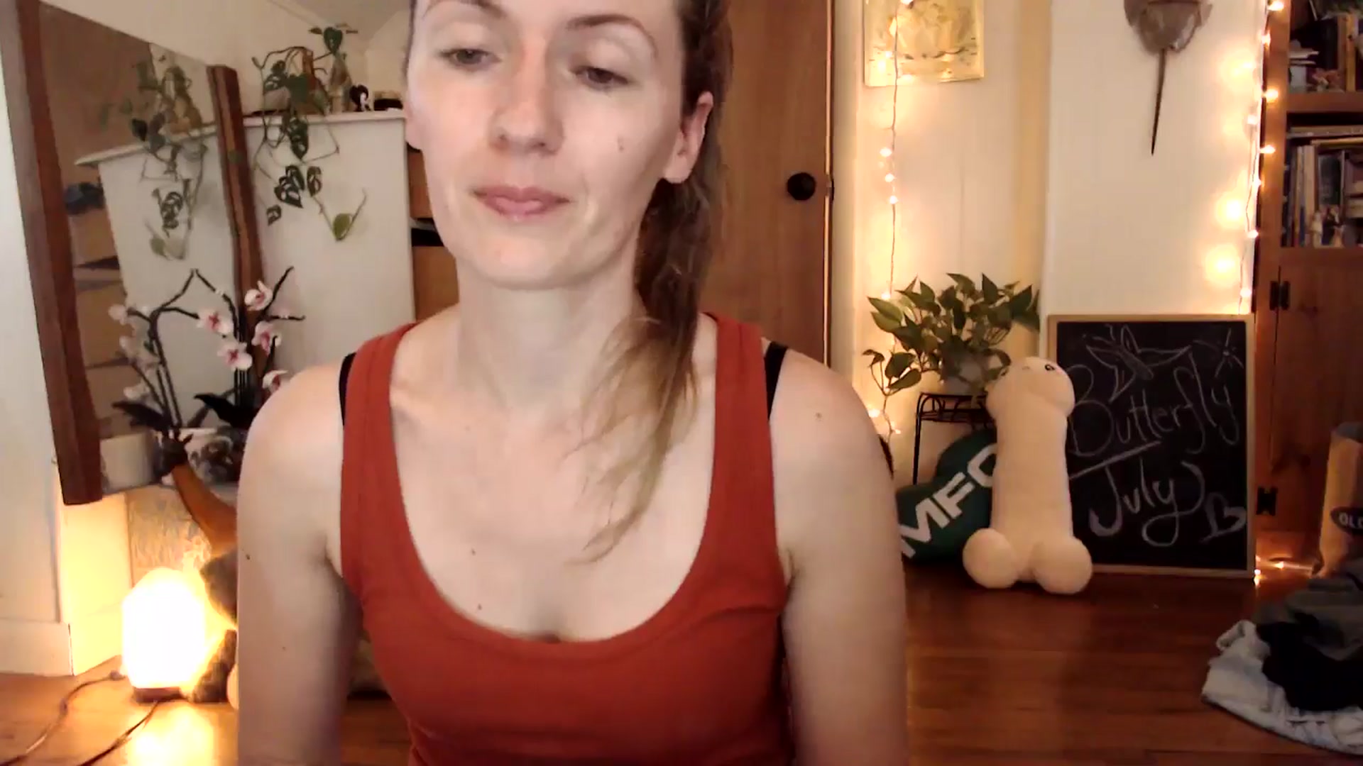 Gallery image thumbnail from WildflowerEm's myfreecams stream on, 07/25/2025, 18:17 image 6 of 20