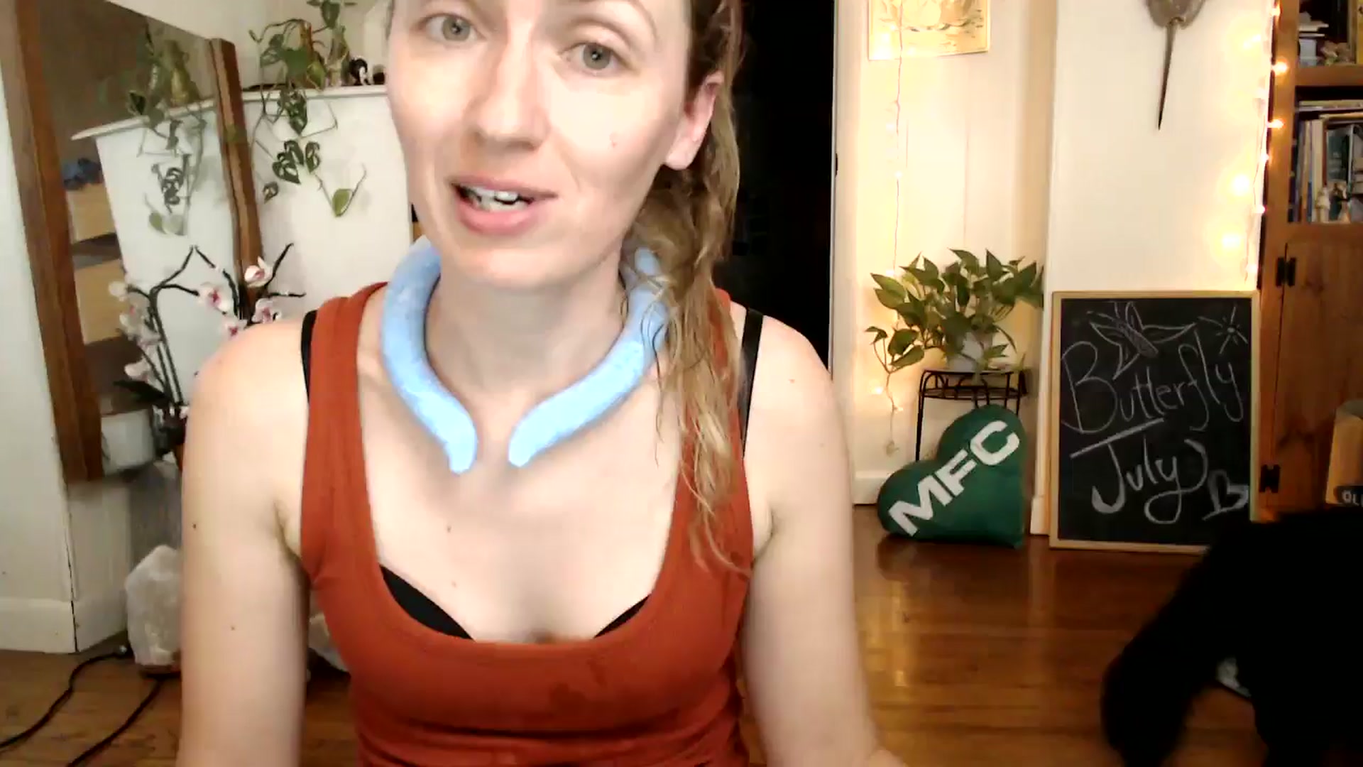 Gallery image thumbnail from WildflowerEm's myfreecams stream on, 07/25/2025, 18:17 image 1 of 20