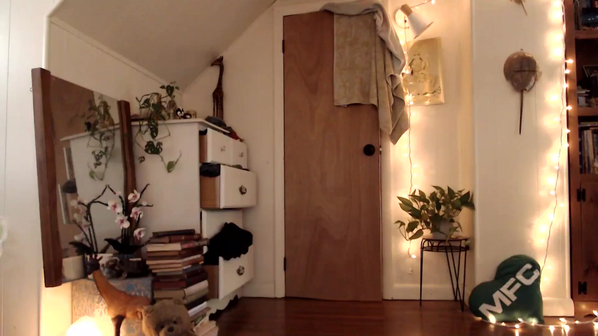 Gallery image thumbnail from WildflowerEm's myfreecams stream on, 08/03/2025, 22:11 image 4 of 20