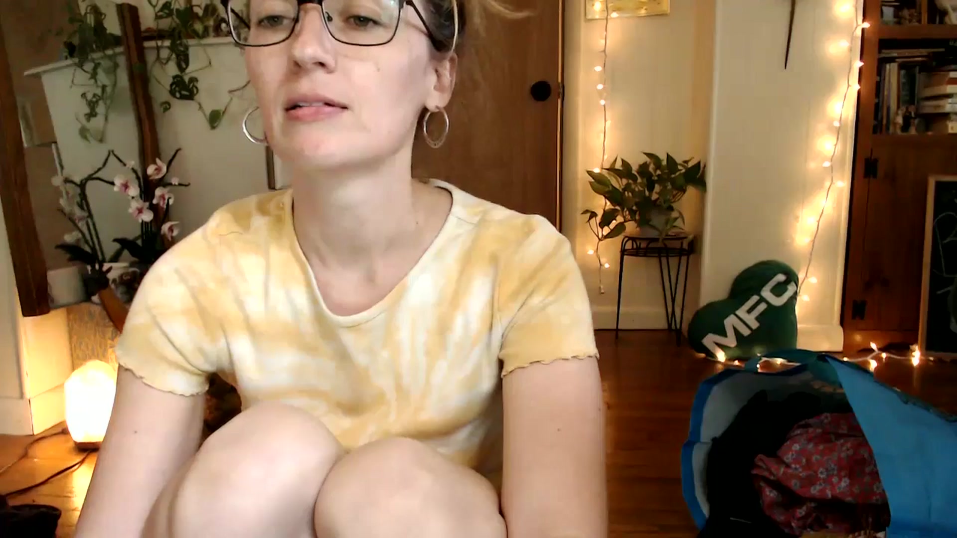 Gallery image thumbnail from WildflowerEm's myfreecams stream on, 08/06/2025, 18:25 image 8 of 20
