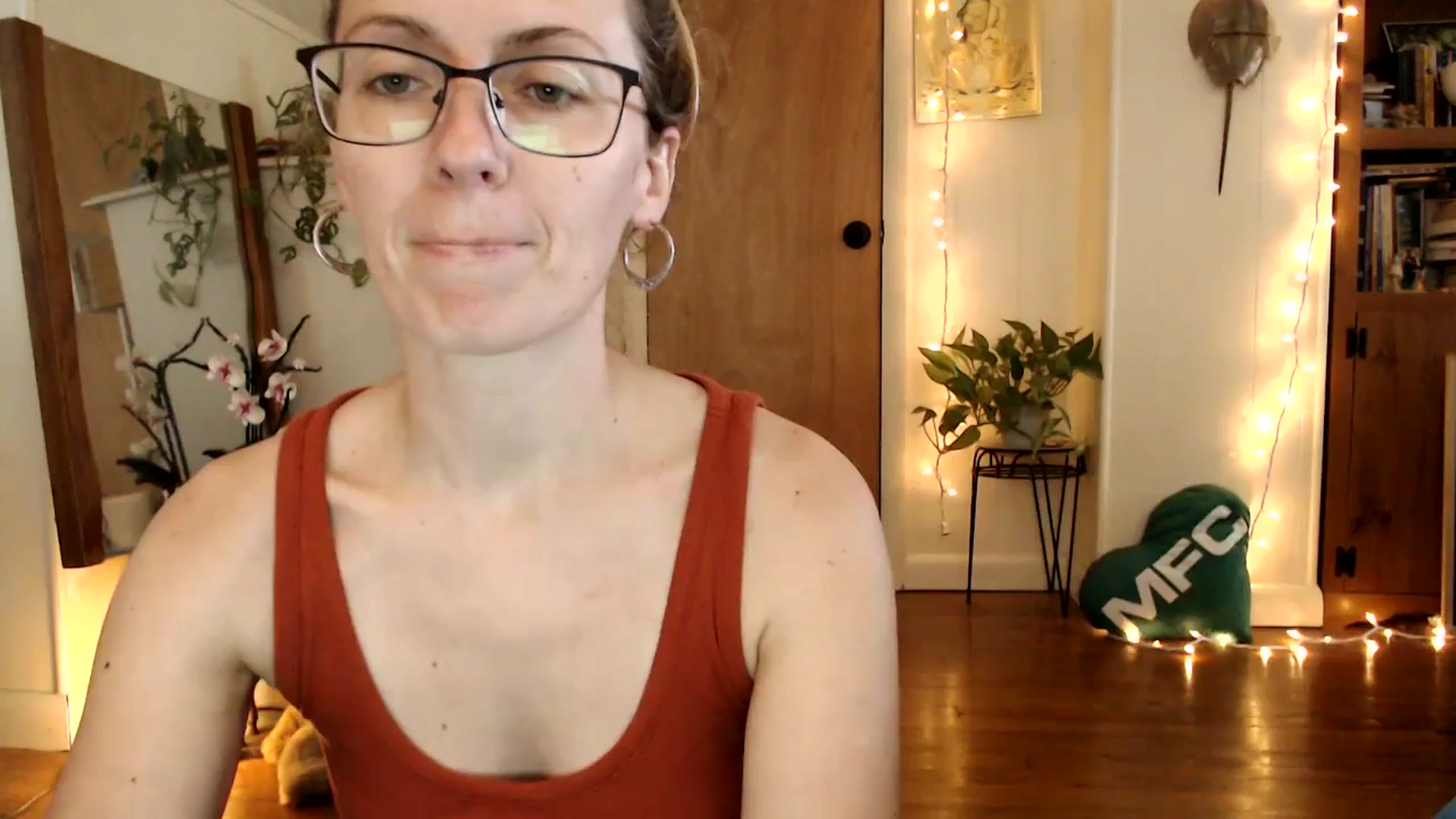 Gallery image thumbnail from WildflowerEm's myfreecams stream on, 08/06/2025, 18:25 image 1 of 20