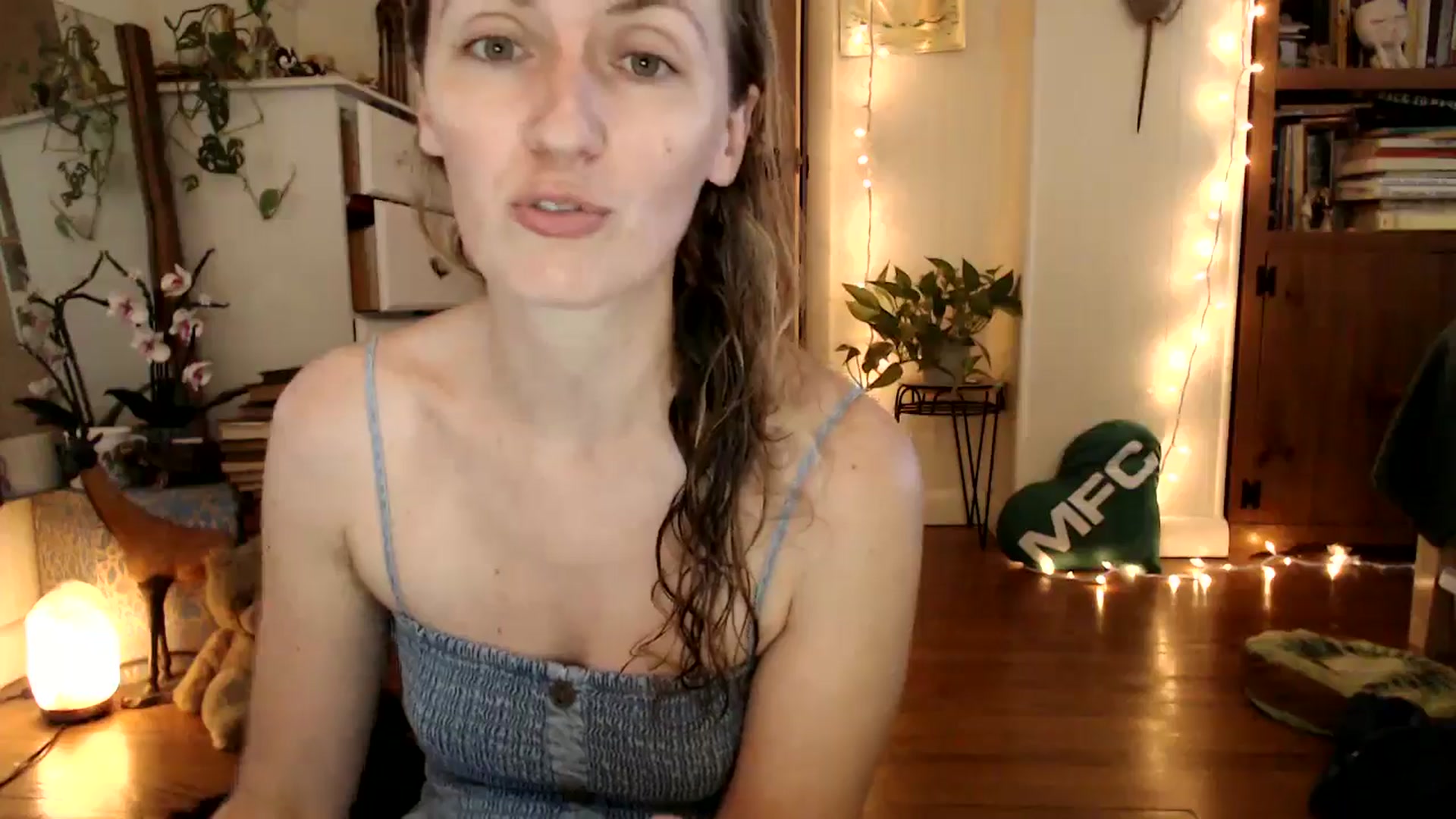 Gallery image thumbnail from WildflowerEm's myfreecams stream on, 08/08/2025, 18:04 image 3 of 20
