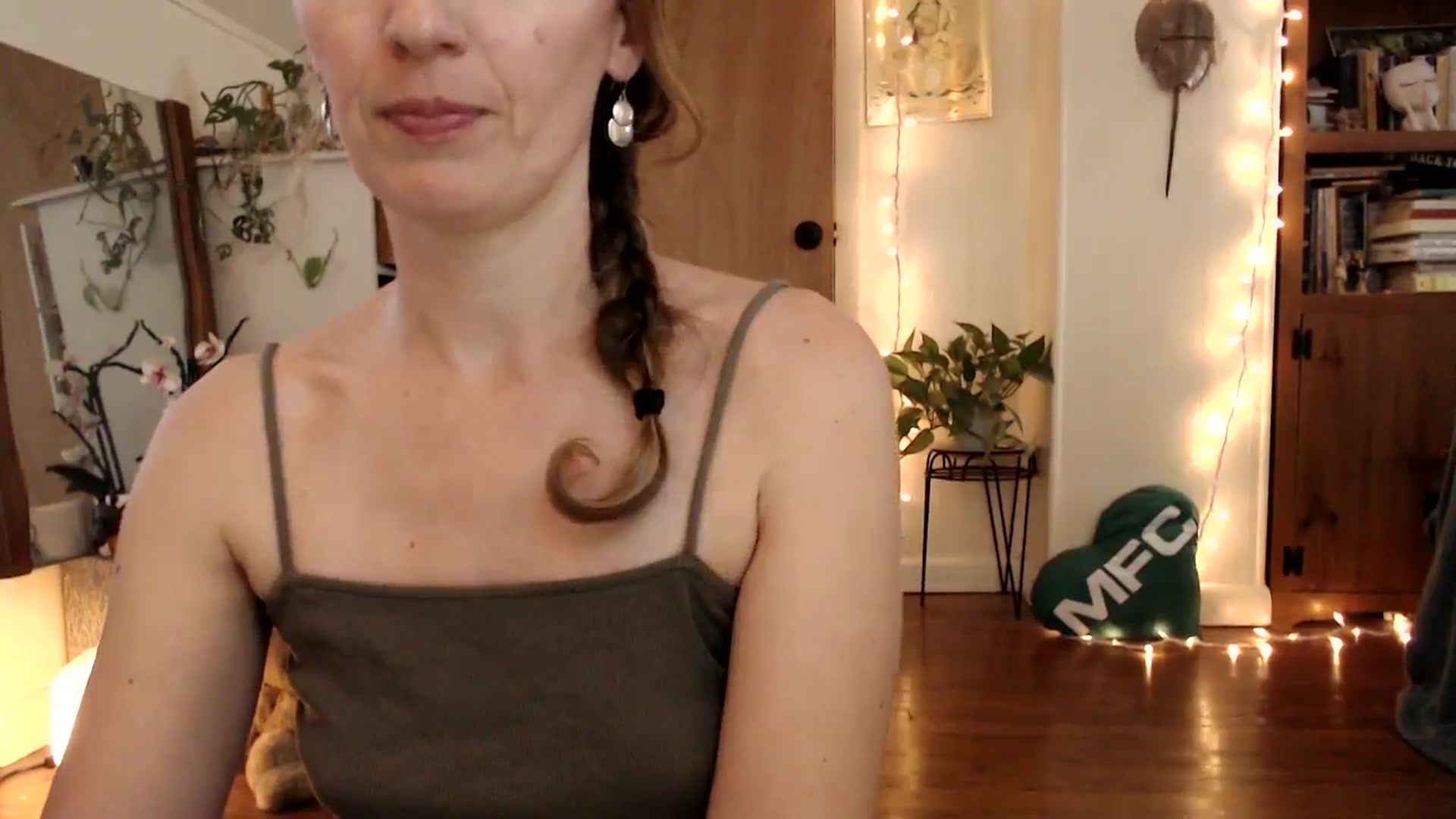 Gallery image thumbnail from WildflowerEm's myfreecams stream on, 08/13/2025, 19:07 image 2 of 20