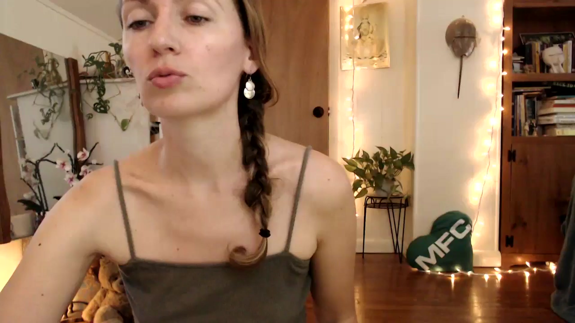 Gallery image thumbnail from WildflowerEm's myfreecams stream on, 08/13/2025, 19:07 image 1 of 20