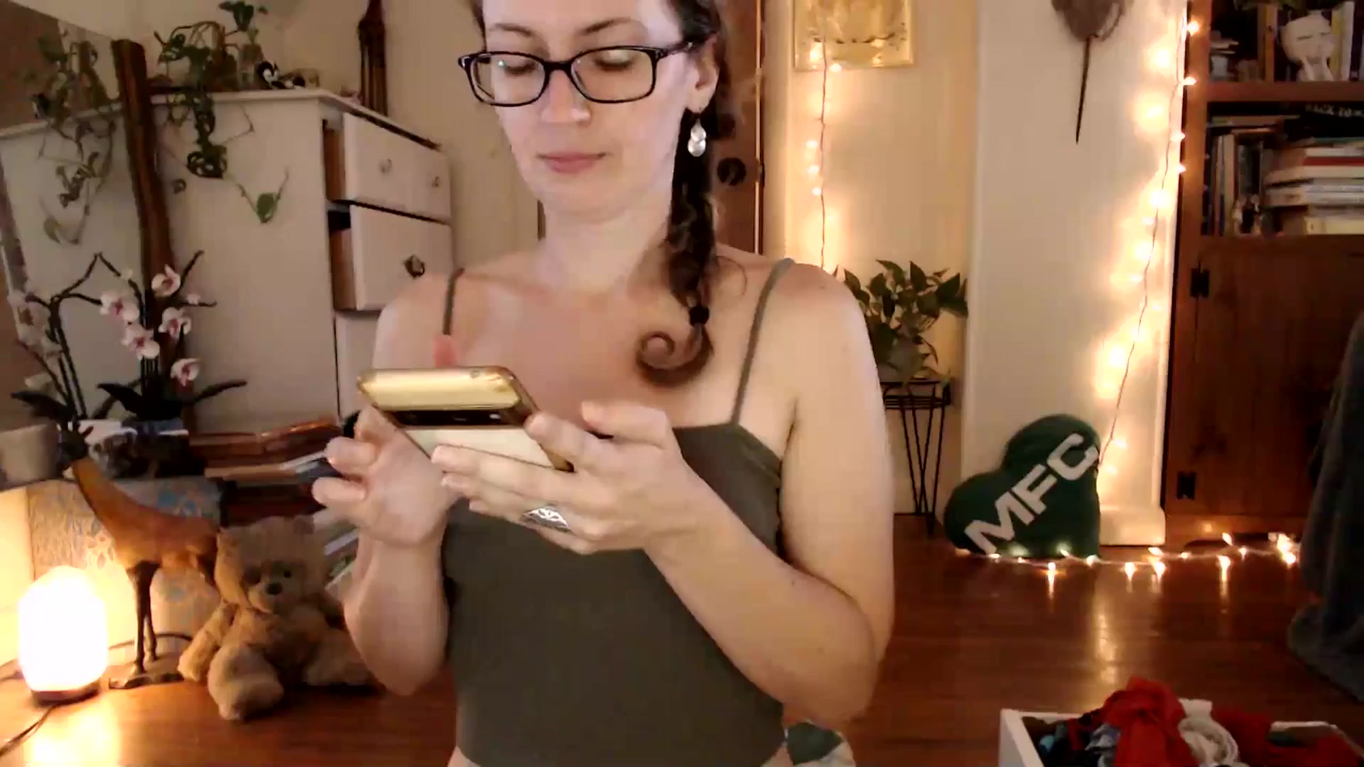 Gallery image thumbnail from WildflowerEm's myfreecams stream on, 08/13/2025, 19:07 image 15 of 20
