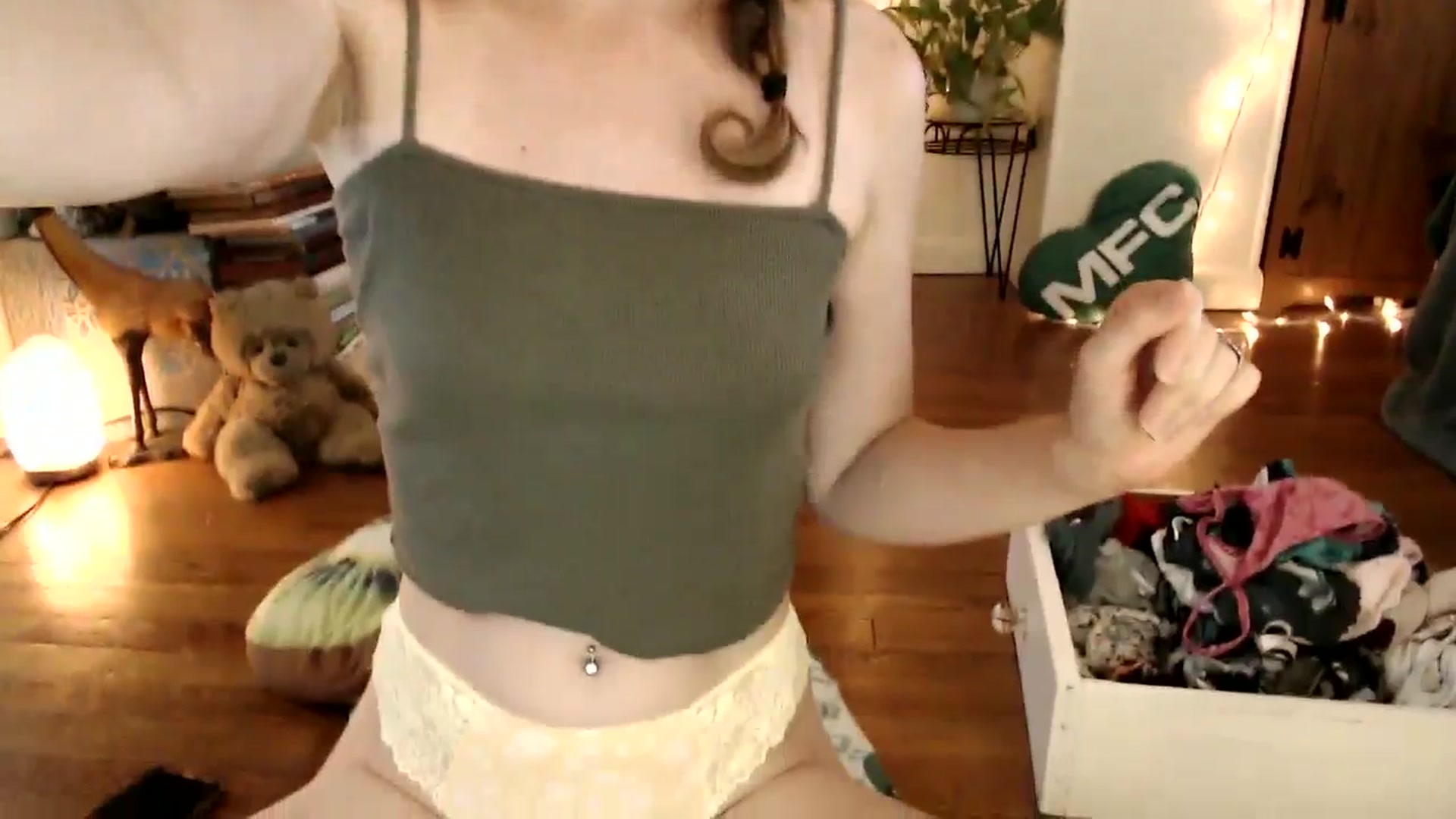 Gallery image thumbnail from WildflowerEm's myfreecams stream on, 08/13/2025, 19:07 image 12 of 20