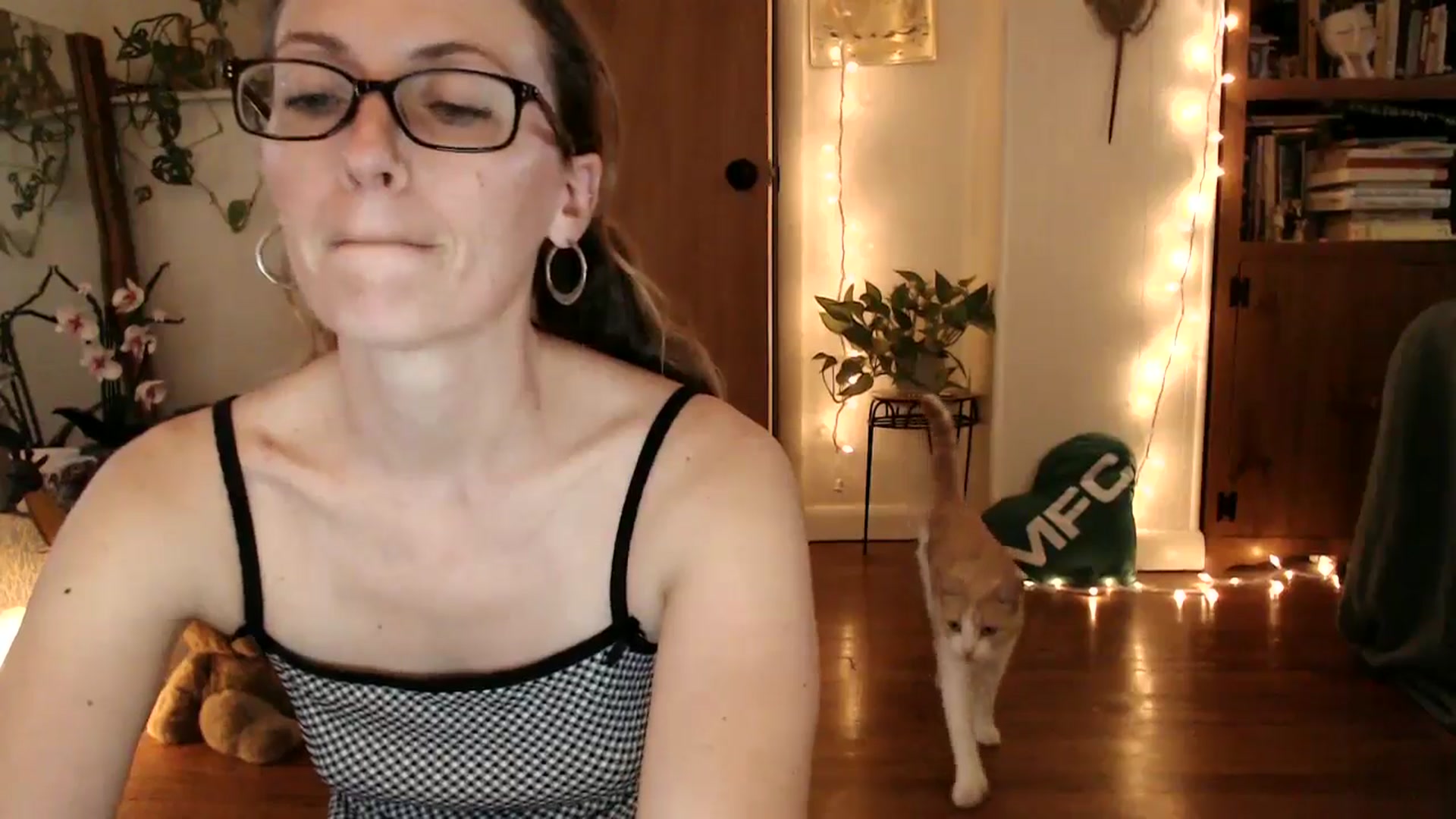 Gallery image thumbnail from WildflowerEm's myfreecams stream on, 08/17/2025, 22:02 image 20 of 20