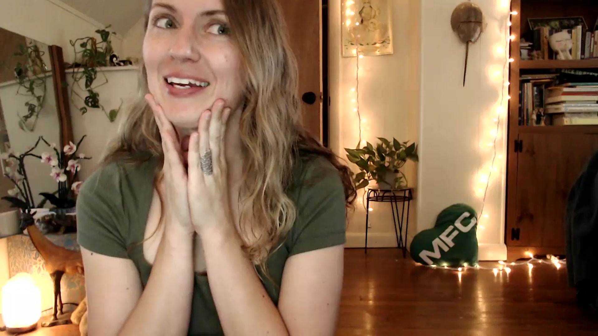 Gallery image thumbnail from WildflowerEm's myfreecams stream on, 08/29/2025, 19:14 image 2 of 20